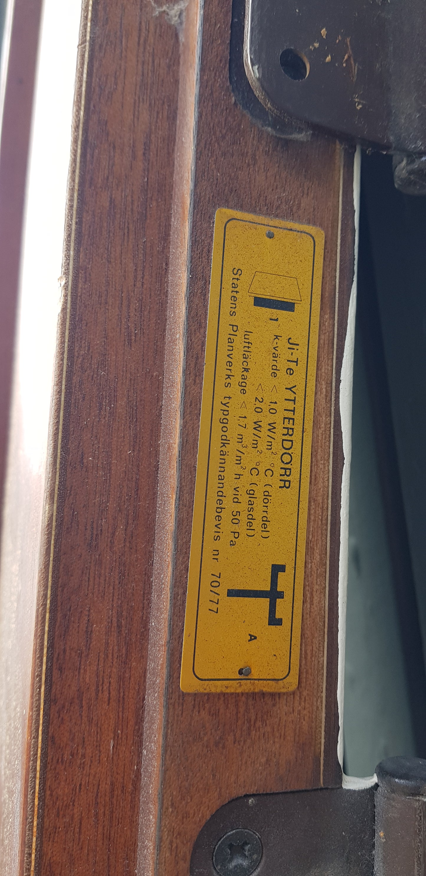 Art 835 teakdörr b90 h210 pris 2500 kr vänster