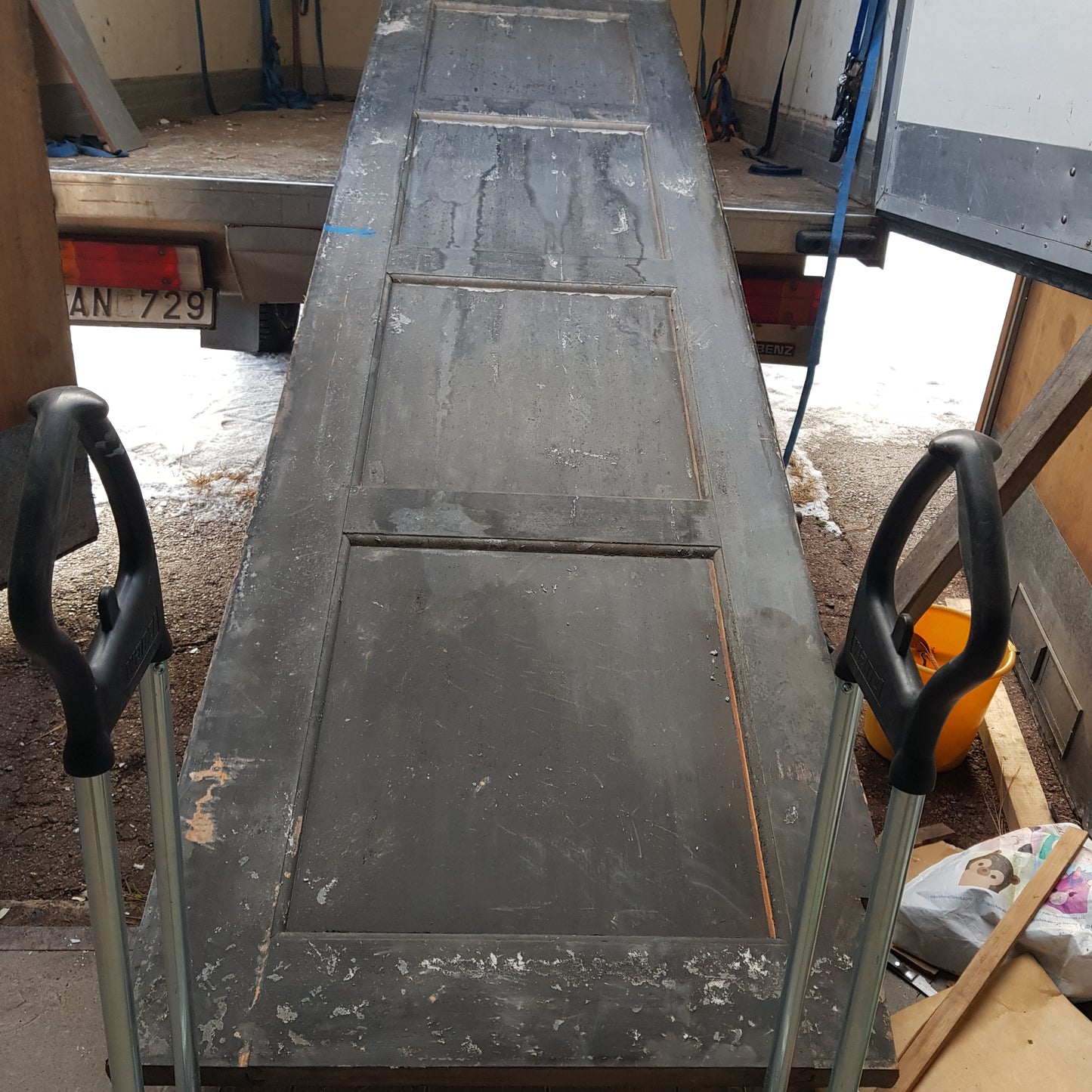 Art 830 port pardörr består av 4st dörrar b93 × h 354 × d 5.5 per dörr 15000kr
