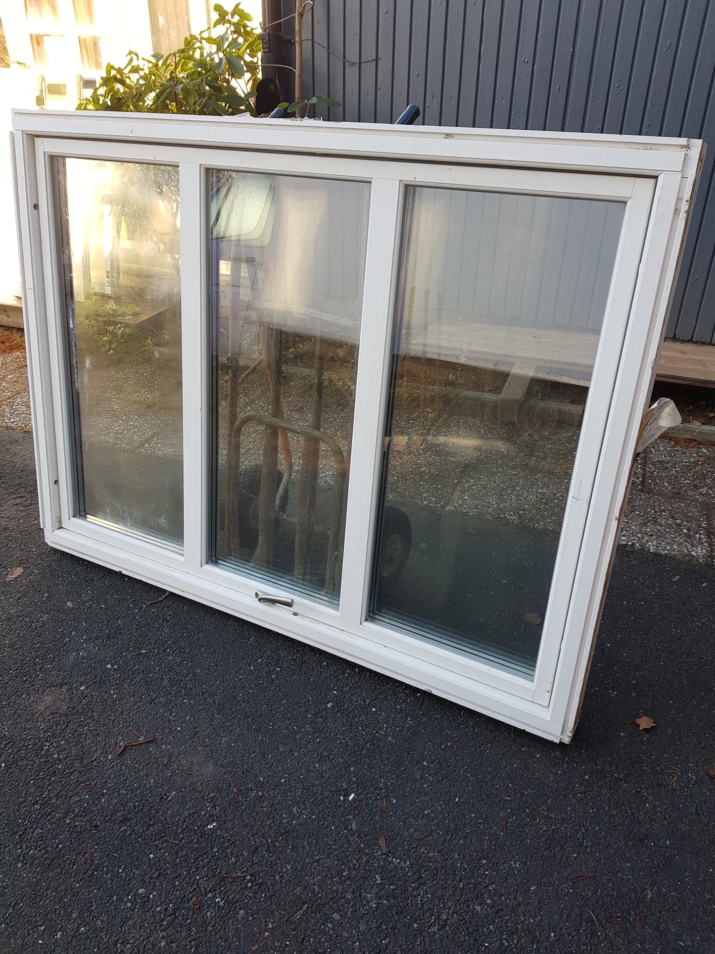 ART 754 B 160 H 120 PRIS 6500 KR 3glas mockfjärd