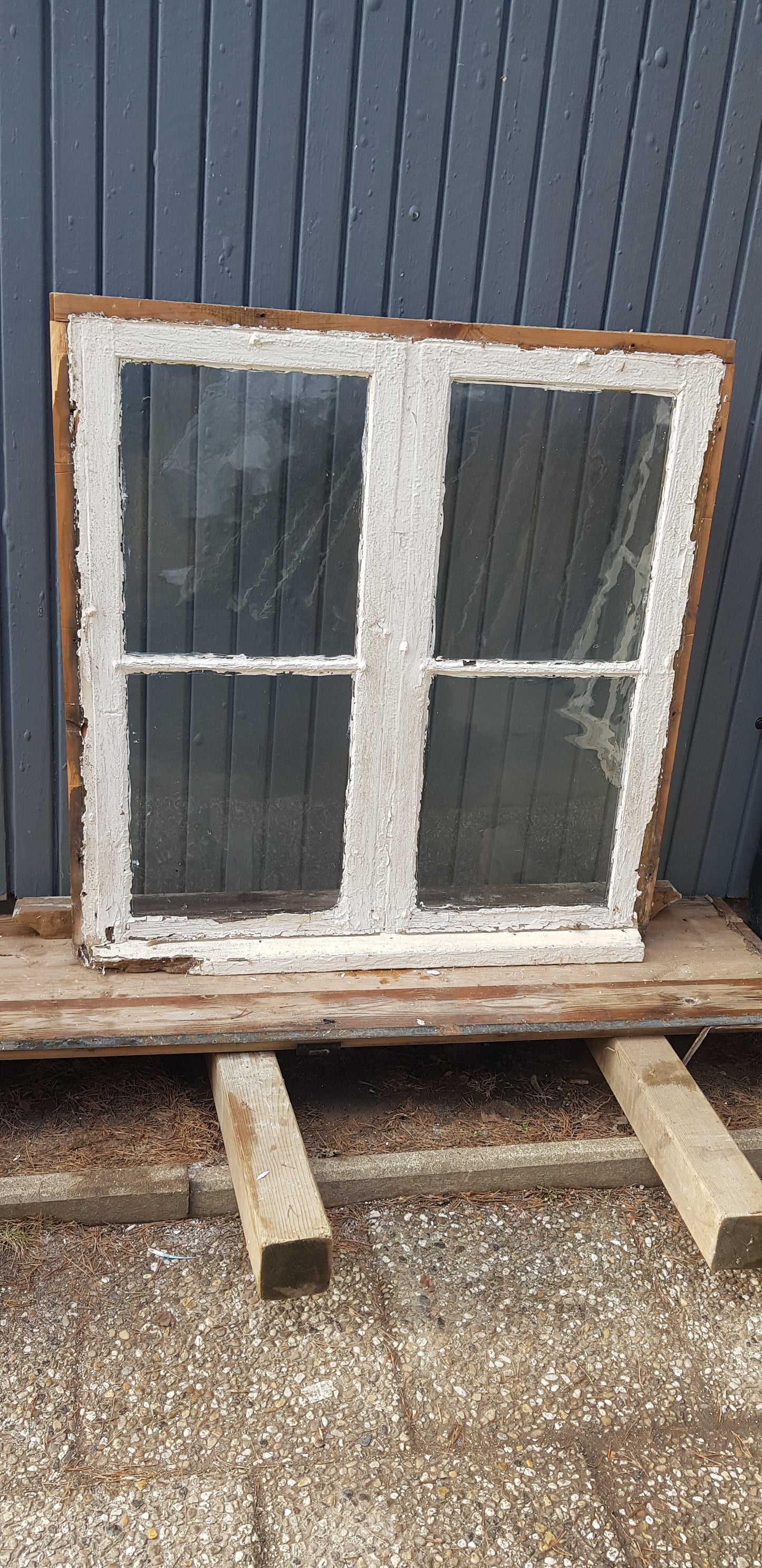 256F  B103.5 h106 d10.5 munblåst 3000kr