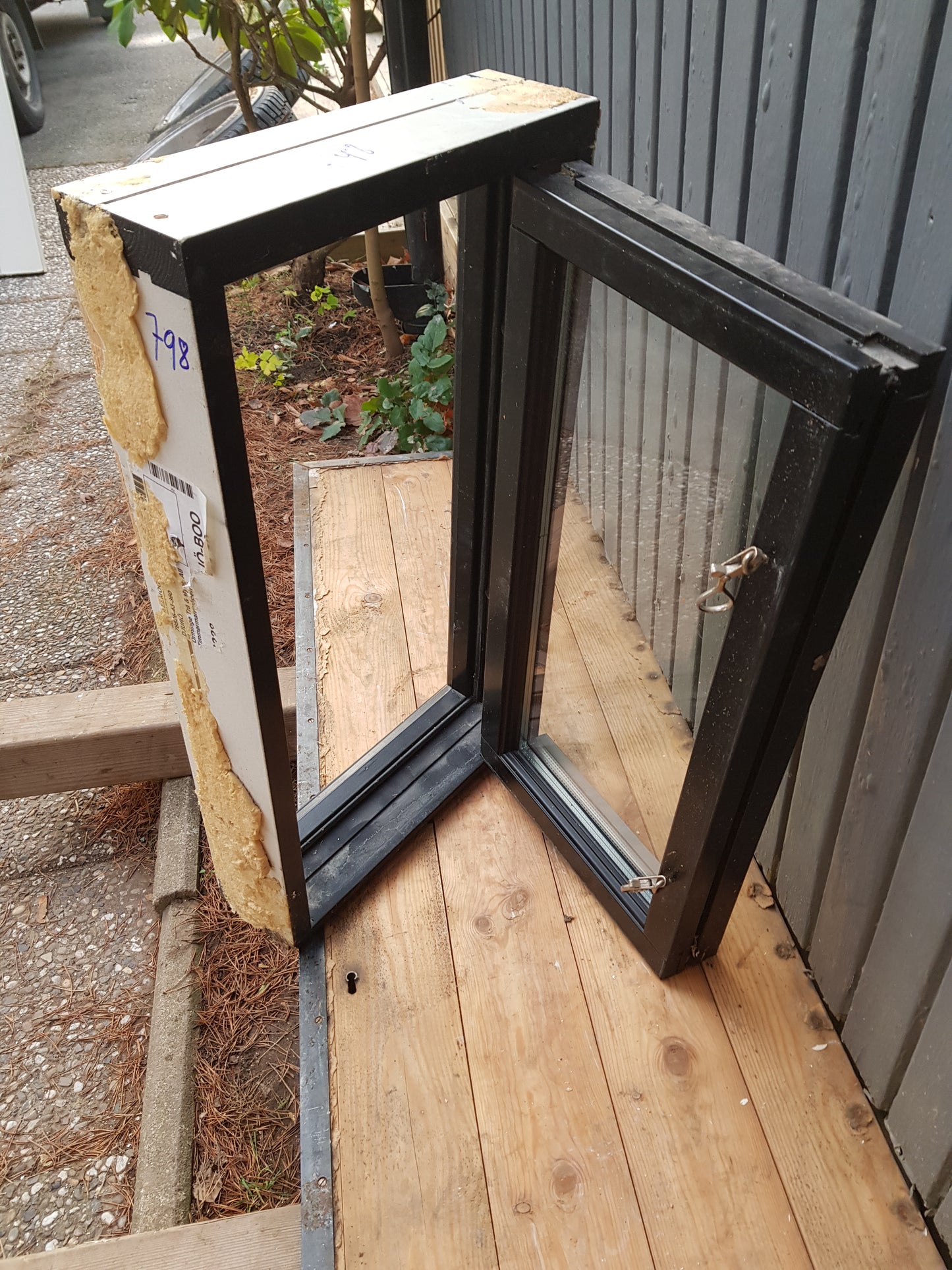 ART 798A  B38.5 H69 D9.5 PRIS 2000 KR 3glas