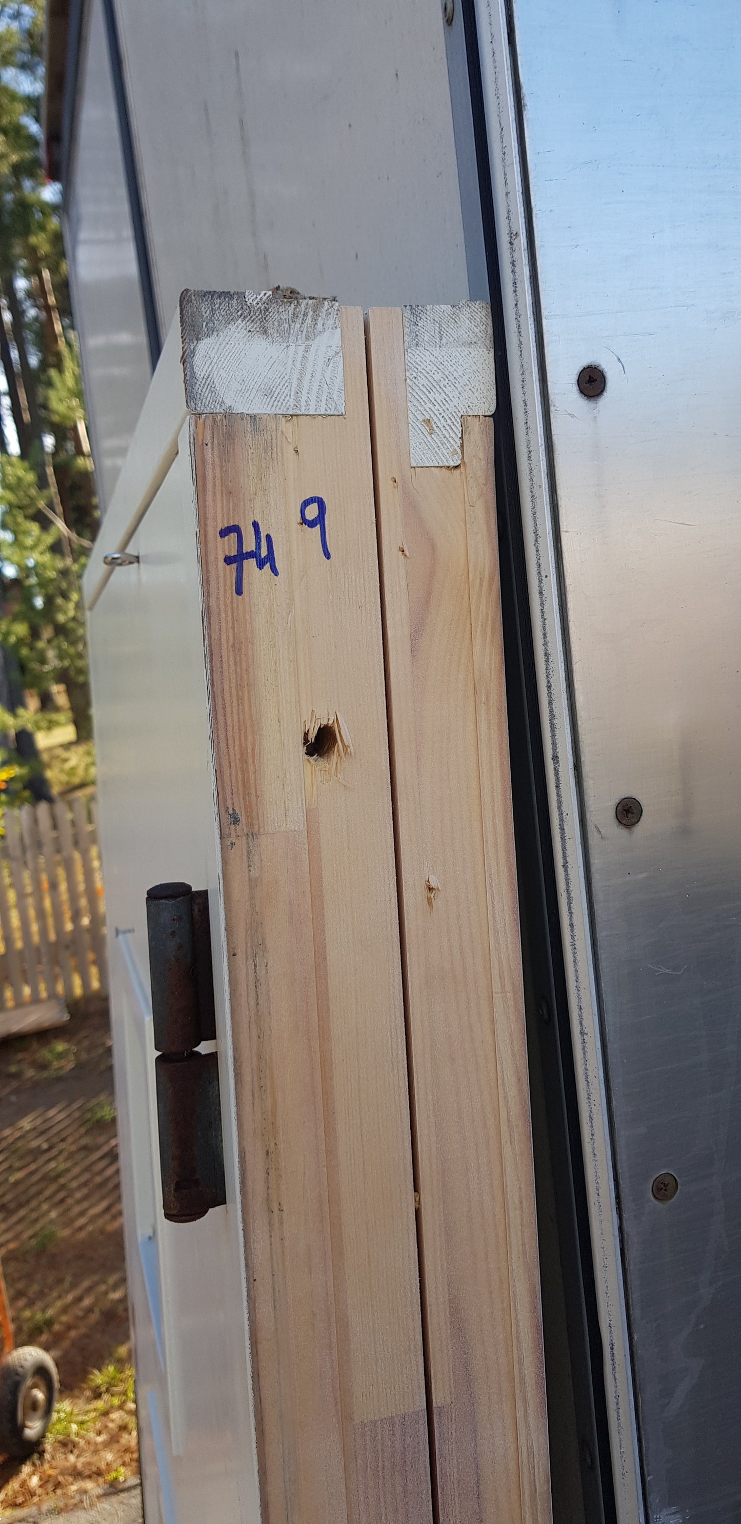 ART 749 1ST B100 H210 PRIS 4500 KR HÖGER