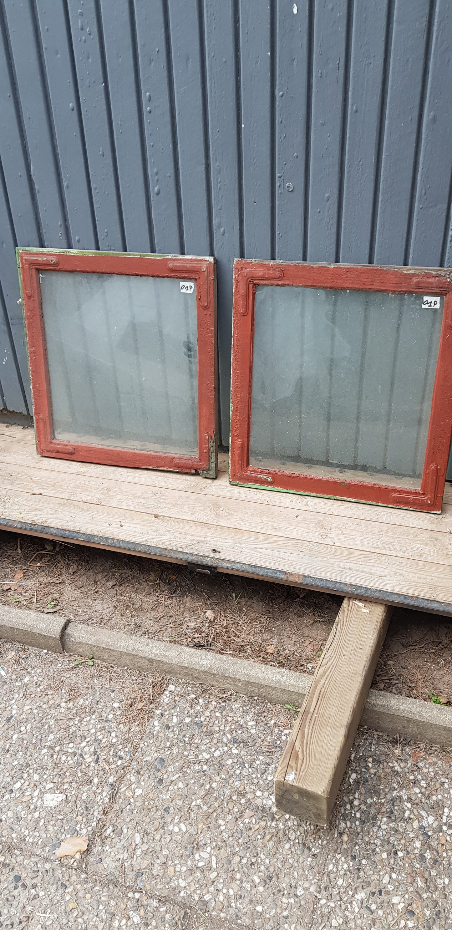 Art 01P 2st B53 H56 D2 munblåsta 650 kr per st