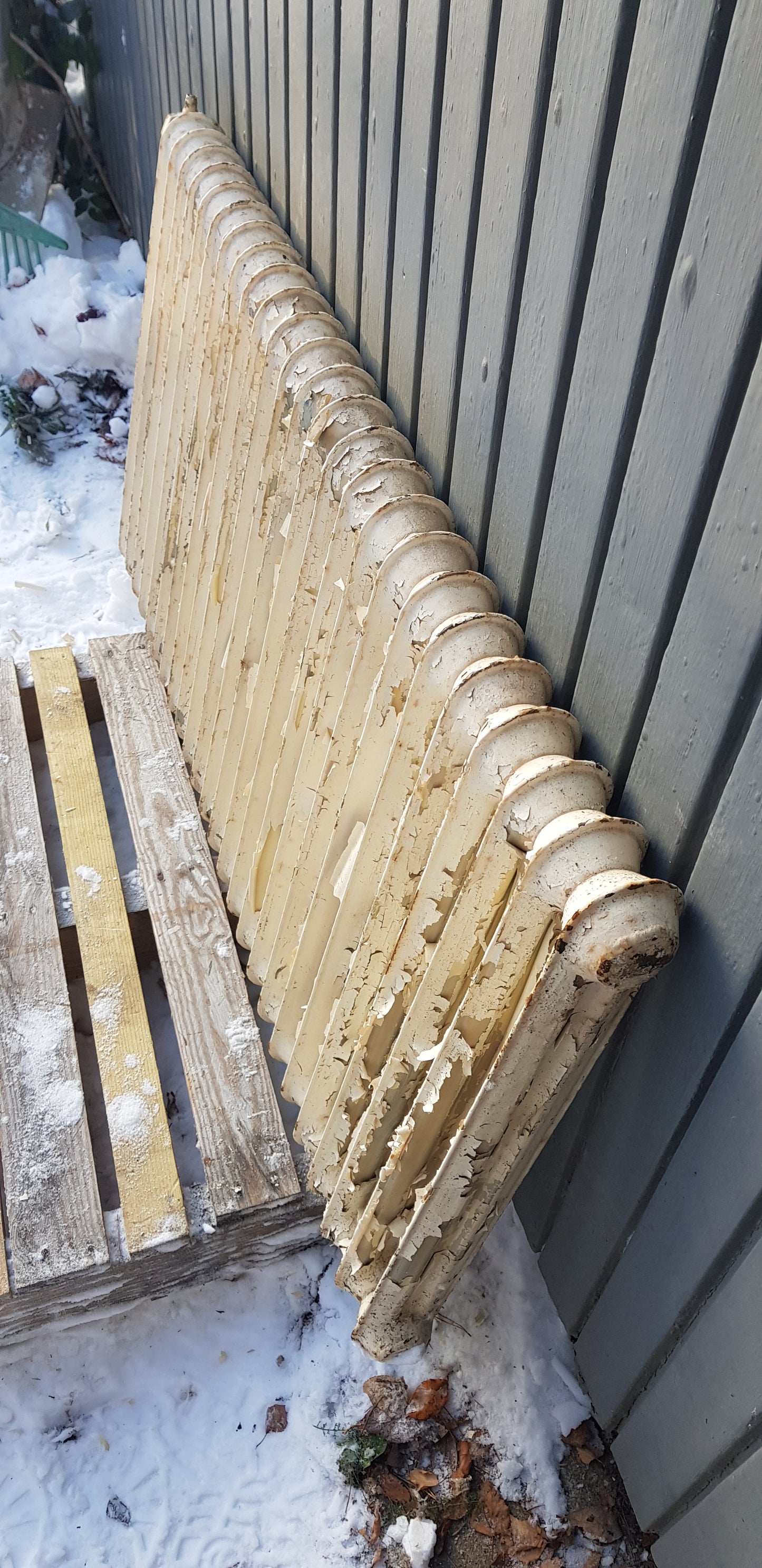 ARTIKELNUMMER 443 Fint gammal Element/Radiator B 110-120 H 60 D 8 Pris 1750KR