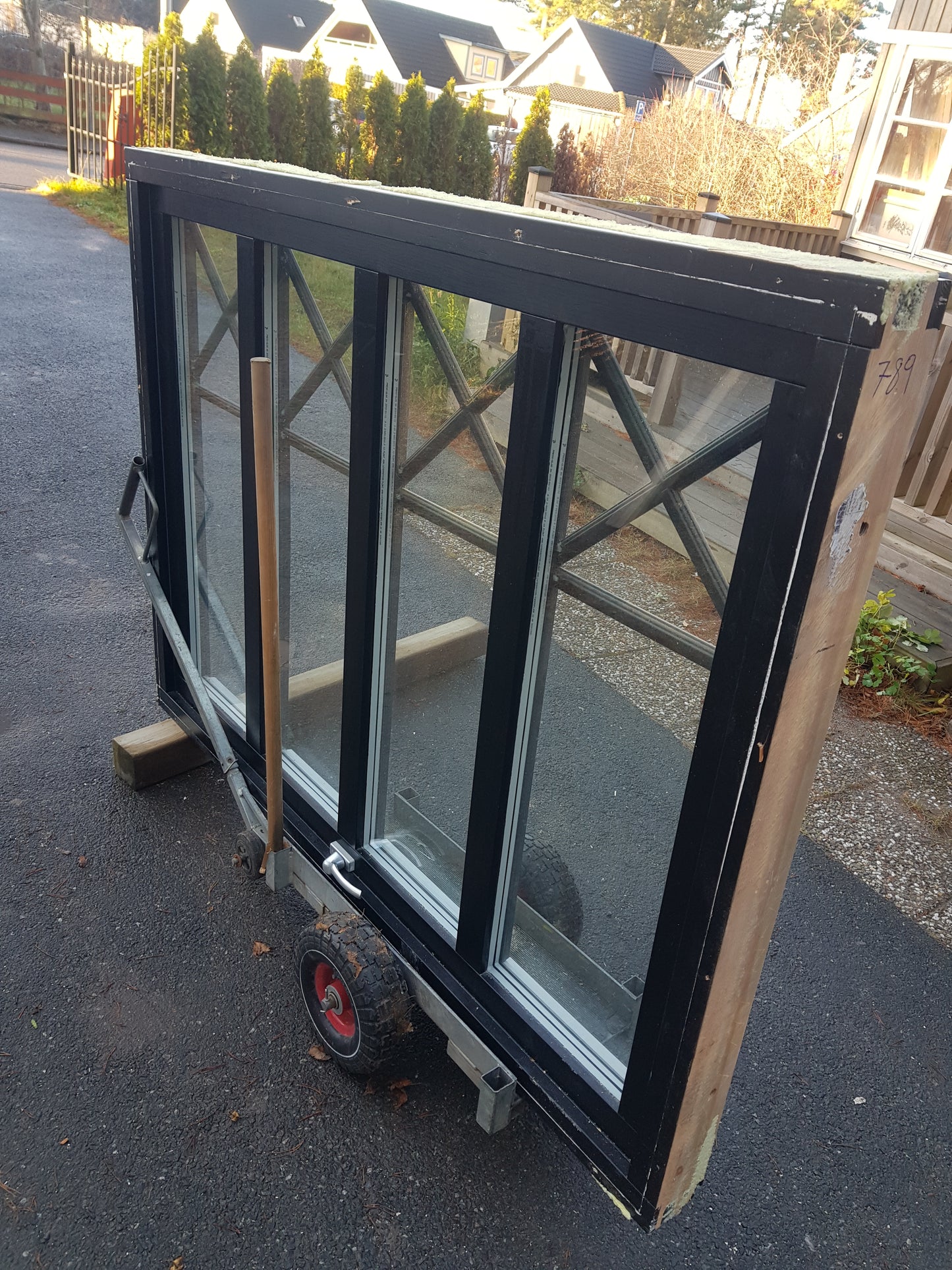 ART 789  B158.5 H118.5 D10.5 PRIS 7000 KR 3glas