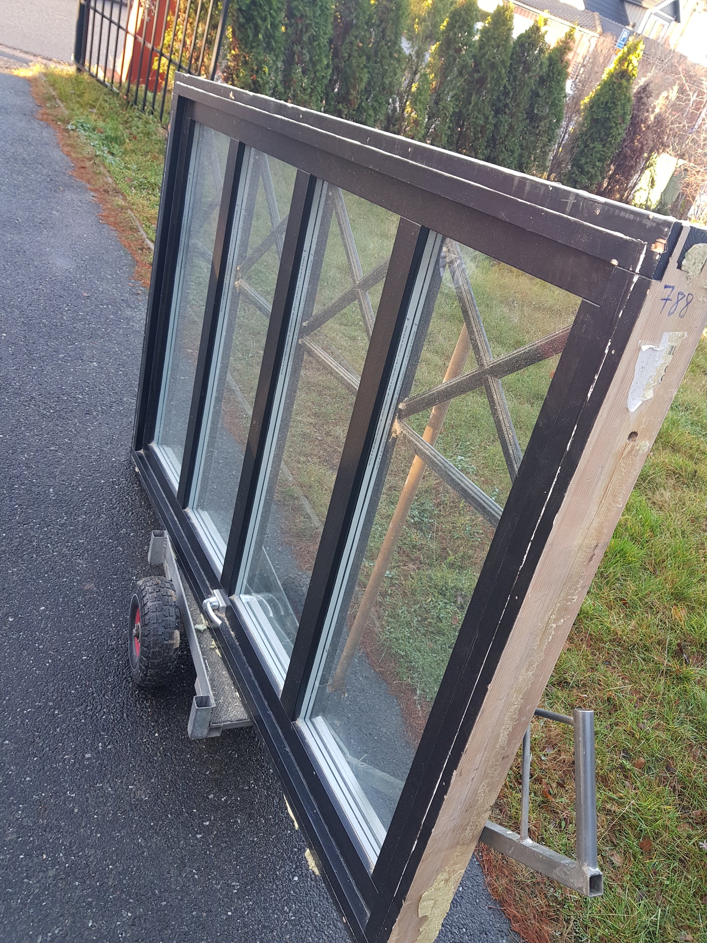 ART 788  B178.5 H118.5 D10.5 PRIS 7000 KR 3glas