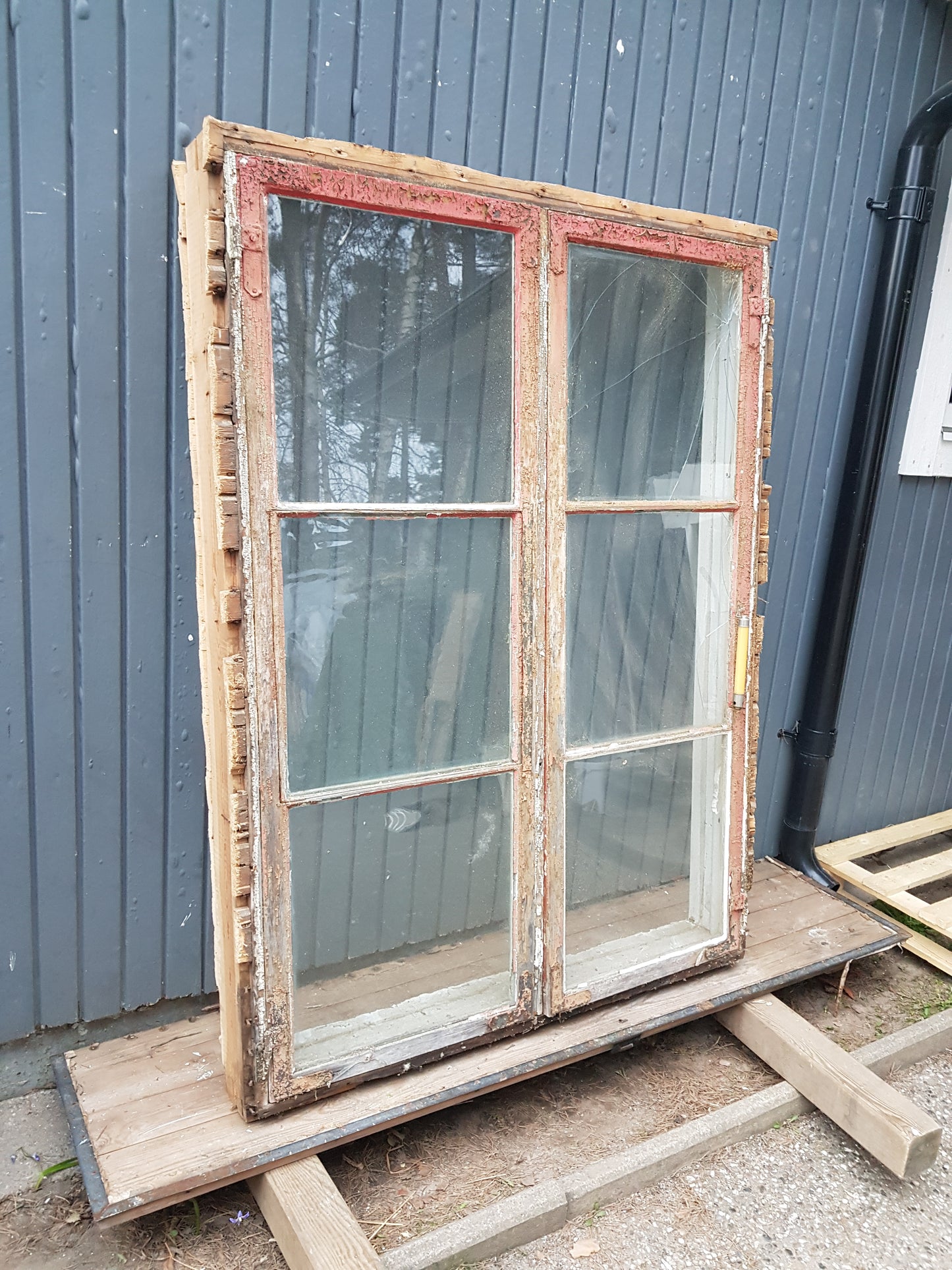 Art 01U 1st B116 H158.5 D17 munblåst glas 3000KR