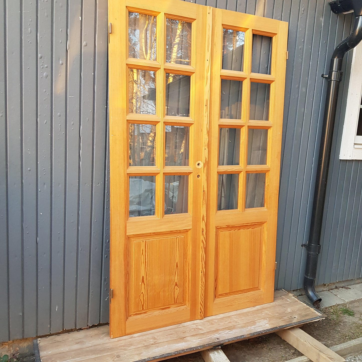 Art 855 b130 h210 d9.5 pris 9000 med karm inomhus
