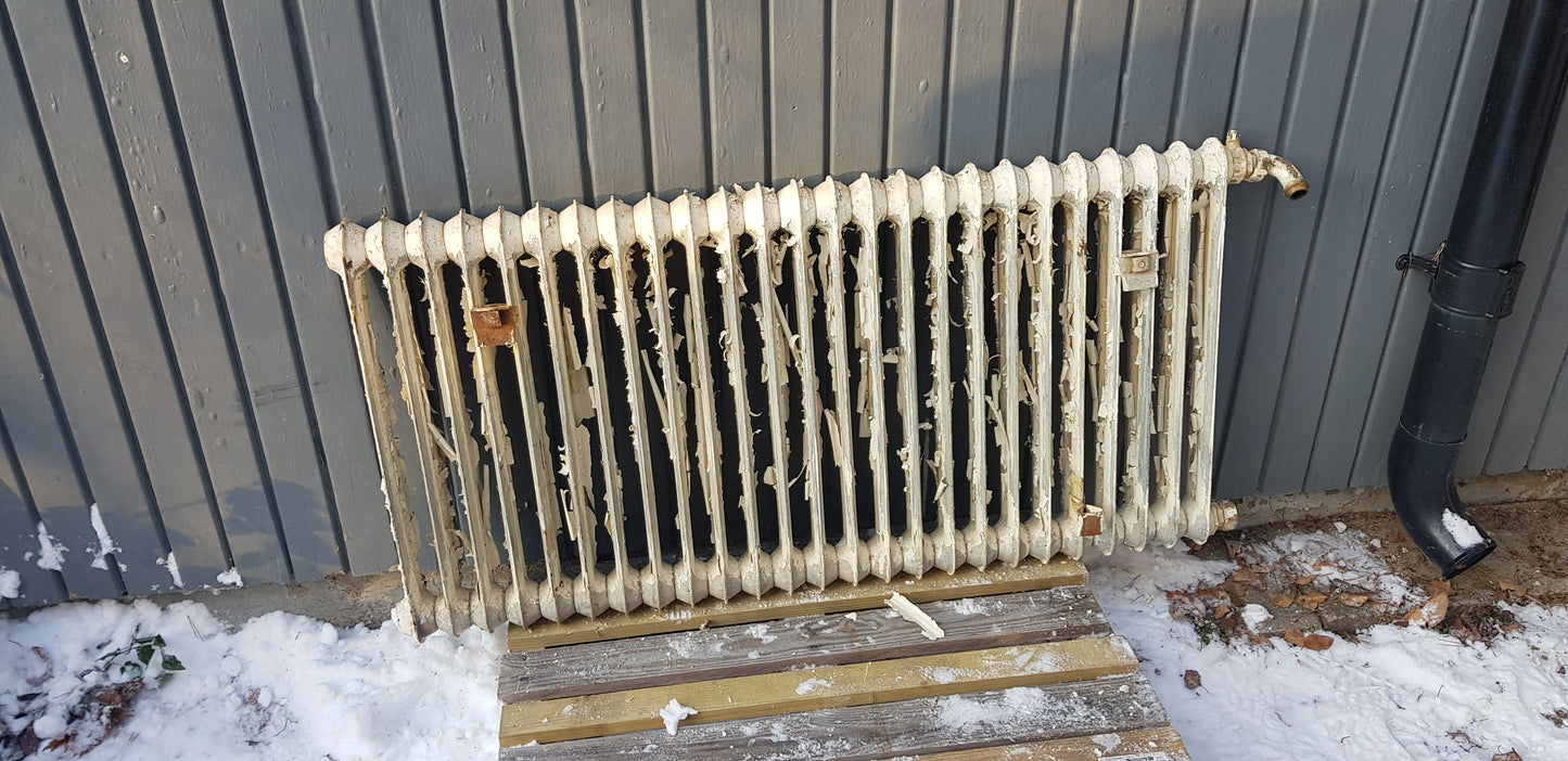 ARTIKELNUMMER 443 Fint gammal Element/Radiator B 110-120 H 60 D 8 Pris 1750KR