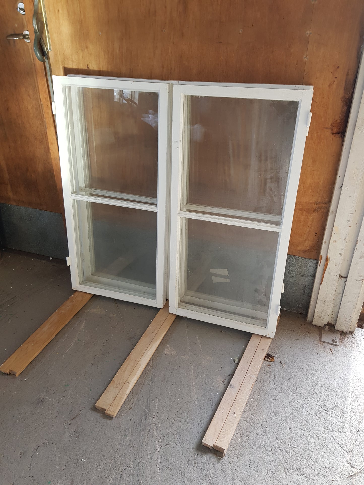 Art 852D 4st b53.5 h108 1000kr st utan karm (Borlänge)