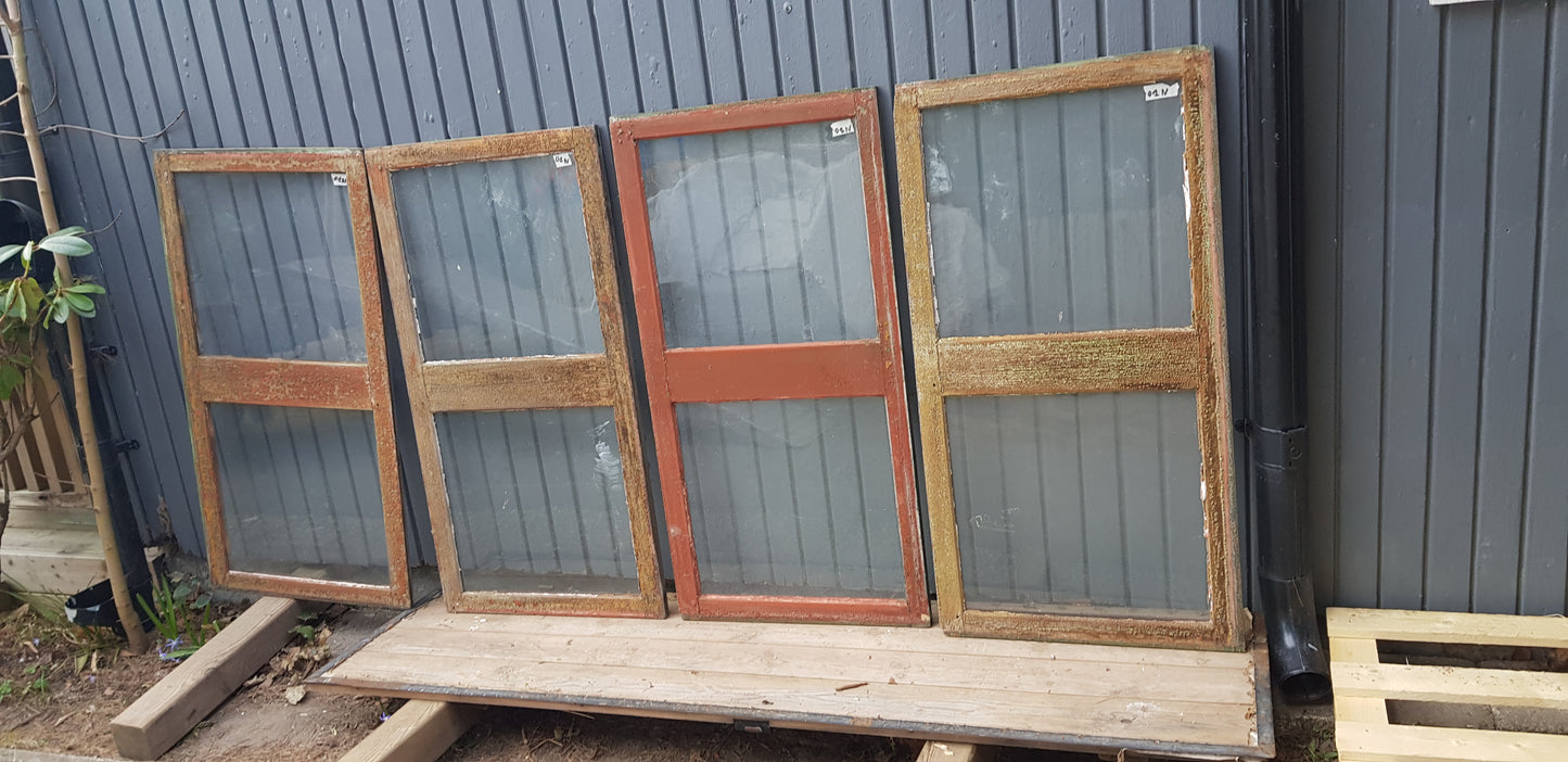 Art 01N 4st B55.5 H107 D2.5 munblåsta 1000 kr st