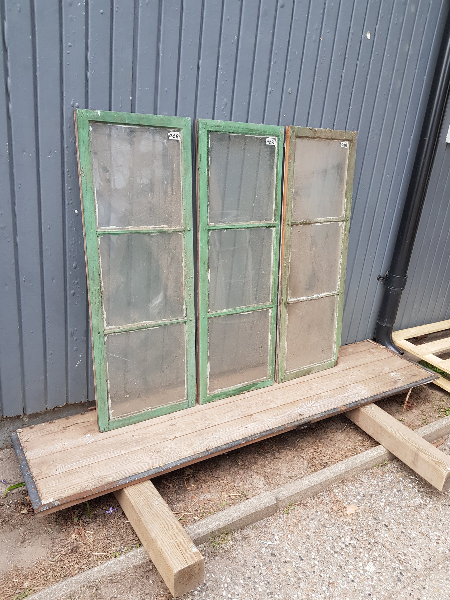 Art 01R 3st B39.5 H110.5 D2.5 munblåsta 1000 kr per st