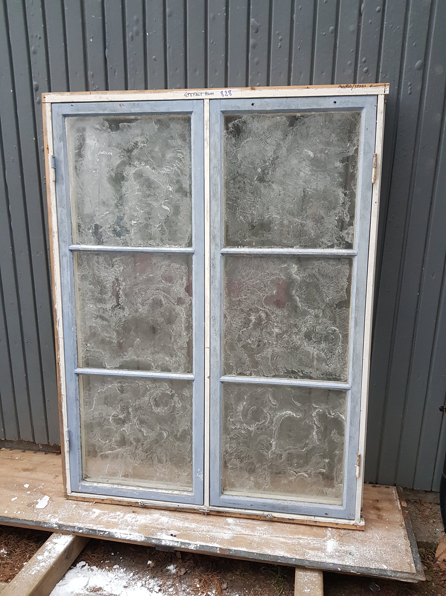 Art 828  b118.5×h155.5×12  3500 kr klar glas.