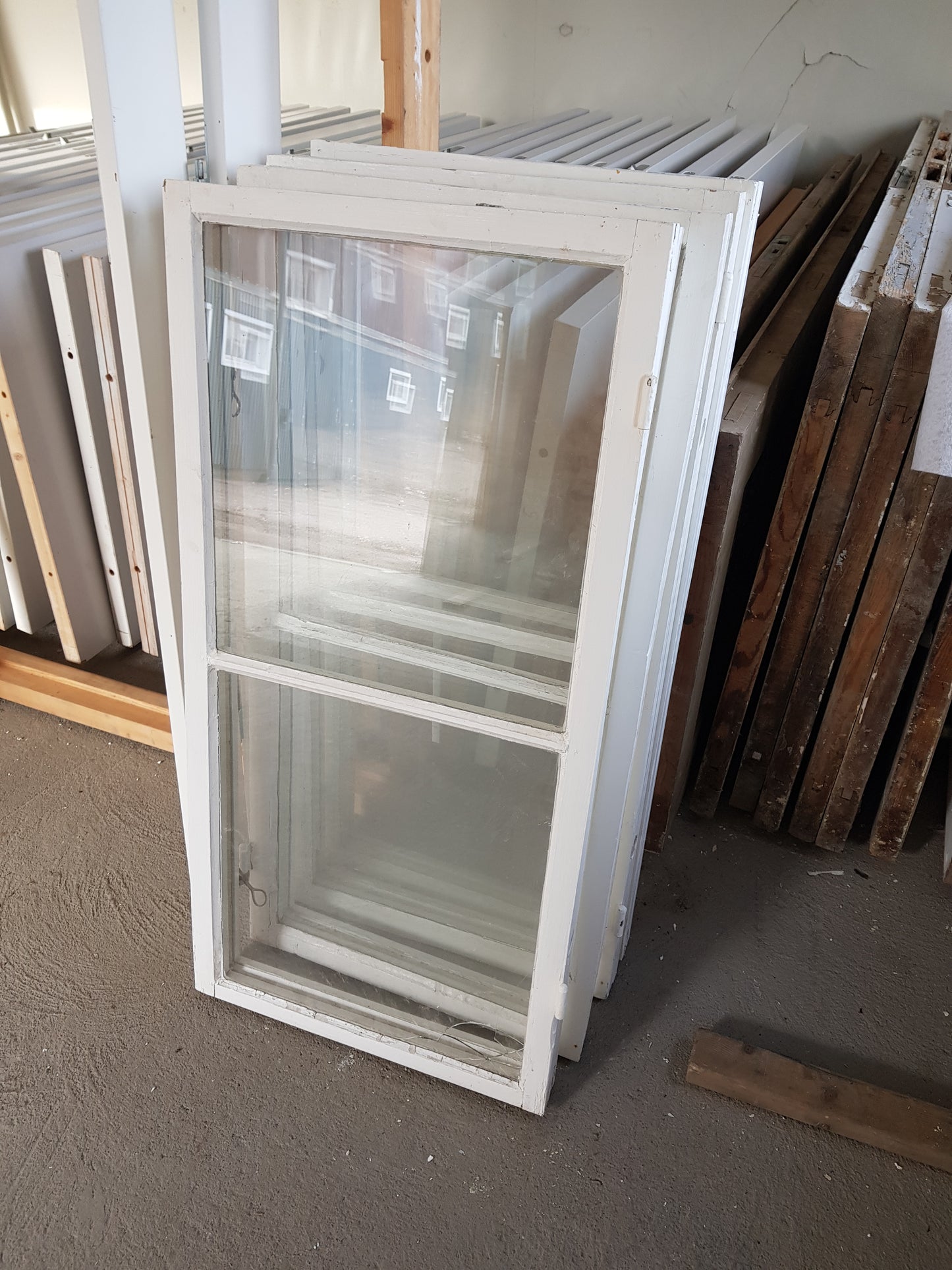 Art 852D 4st b53.5 h108 1000kr st utan karm (Borlänge)