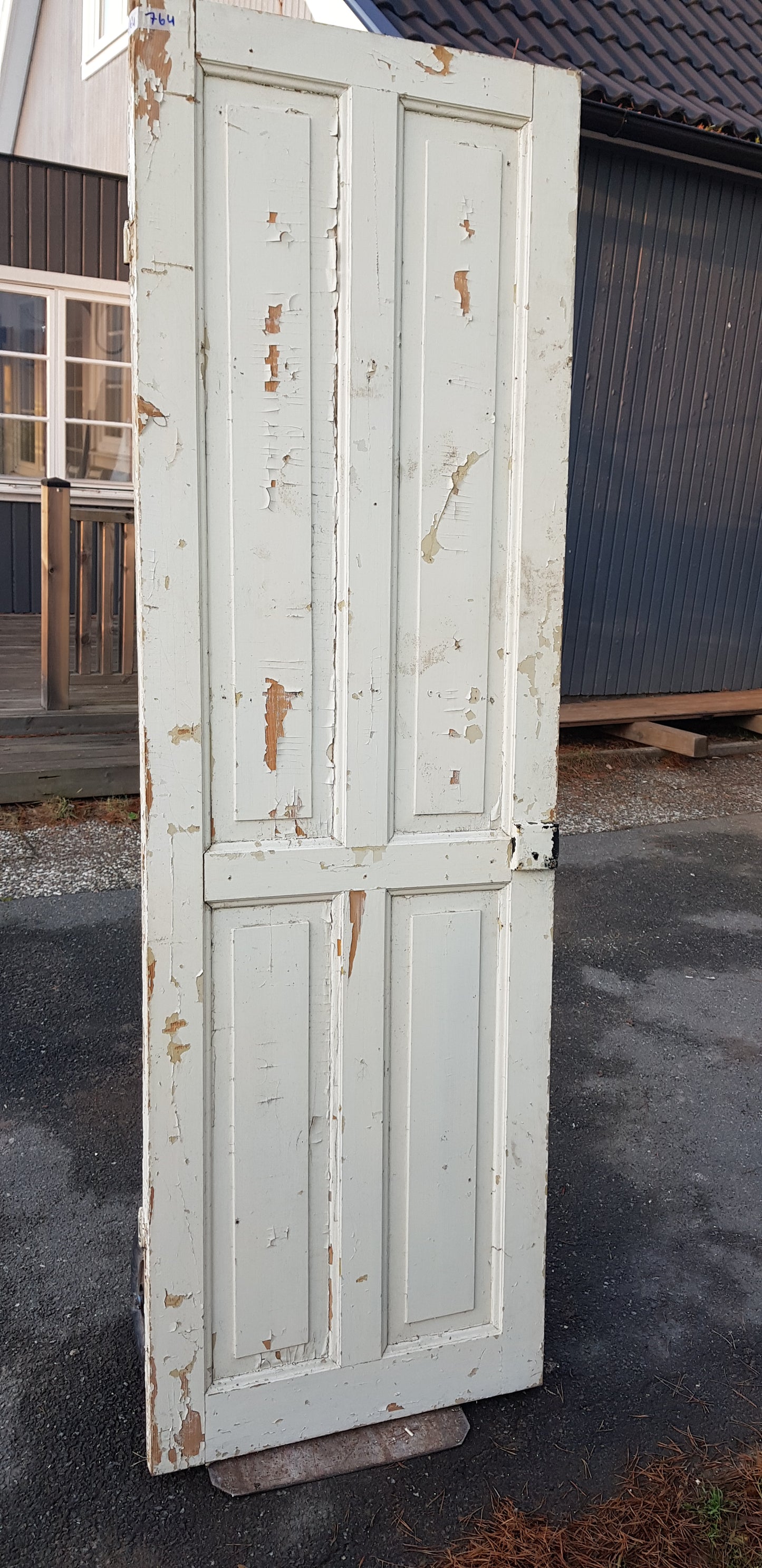 ART 764 B 63 H 198 D 3.5 PRIS 2500 KR HÖGER
