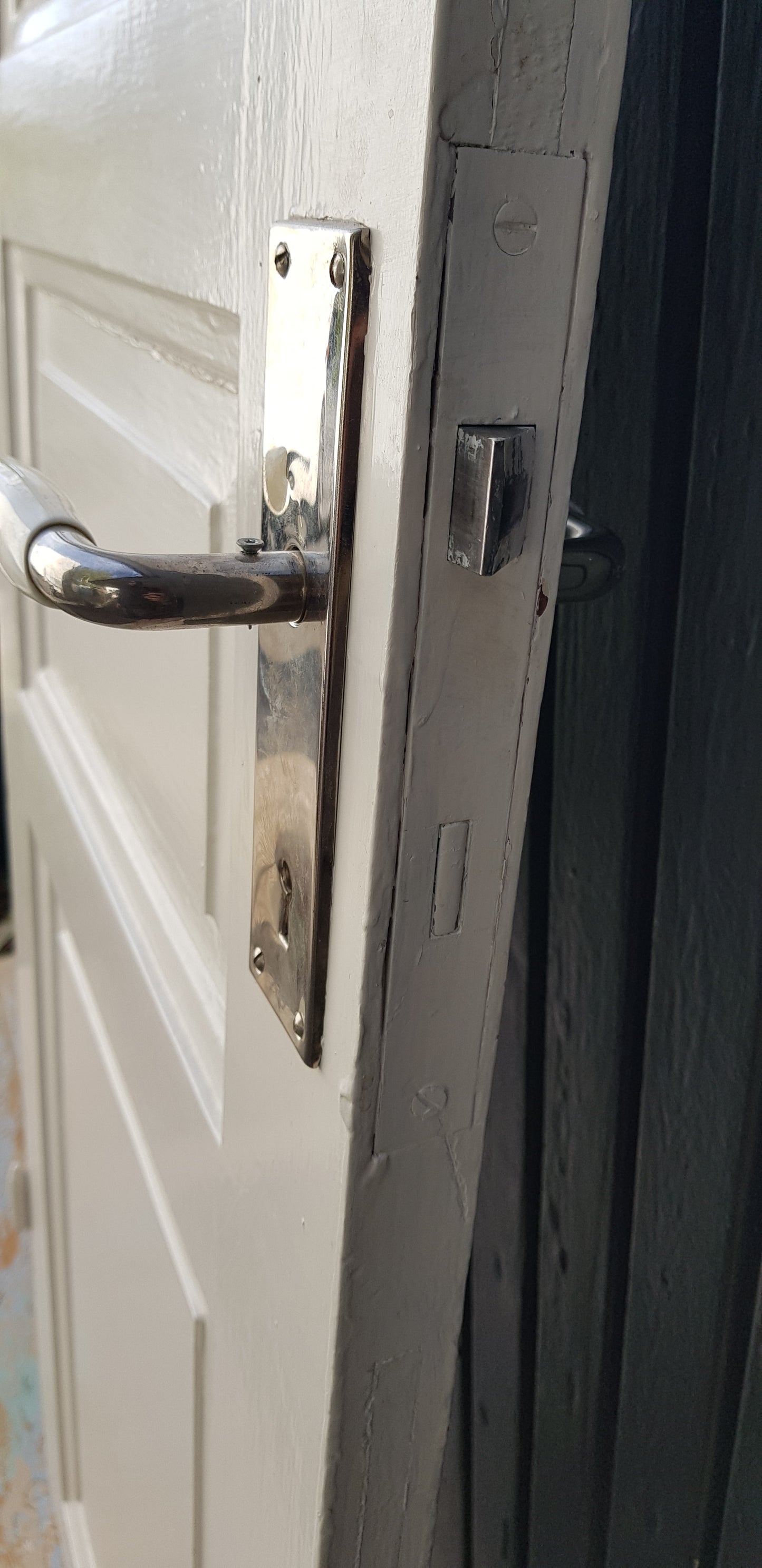 Art 03G1 B60 H180 D4 PRIS 2500 KR utan karm