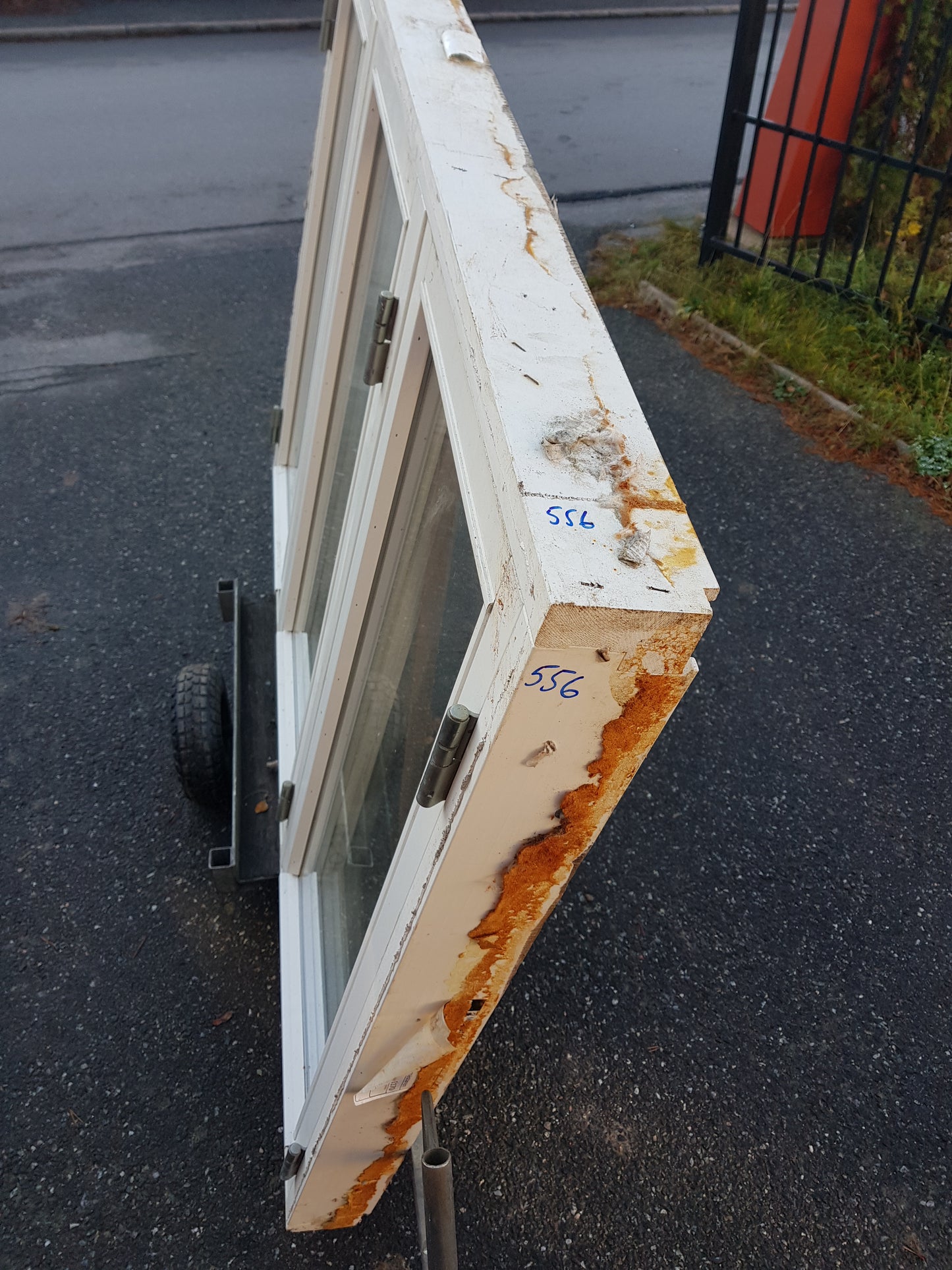 ART 556 B 160 H 120 PRIS 6500 KR 3glas mockfjärd