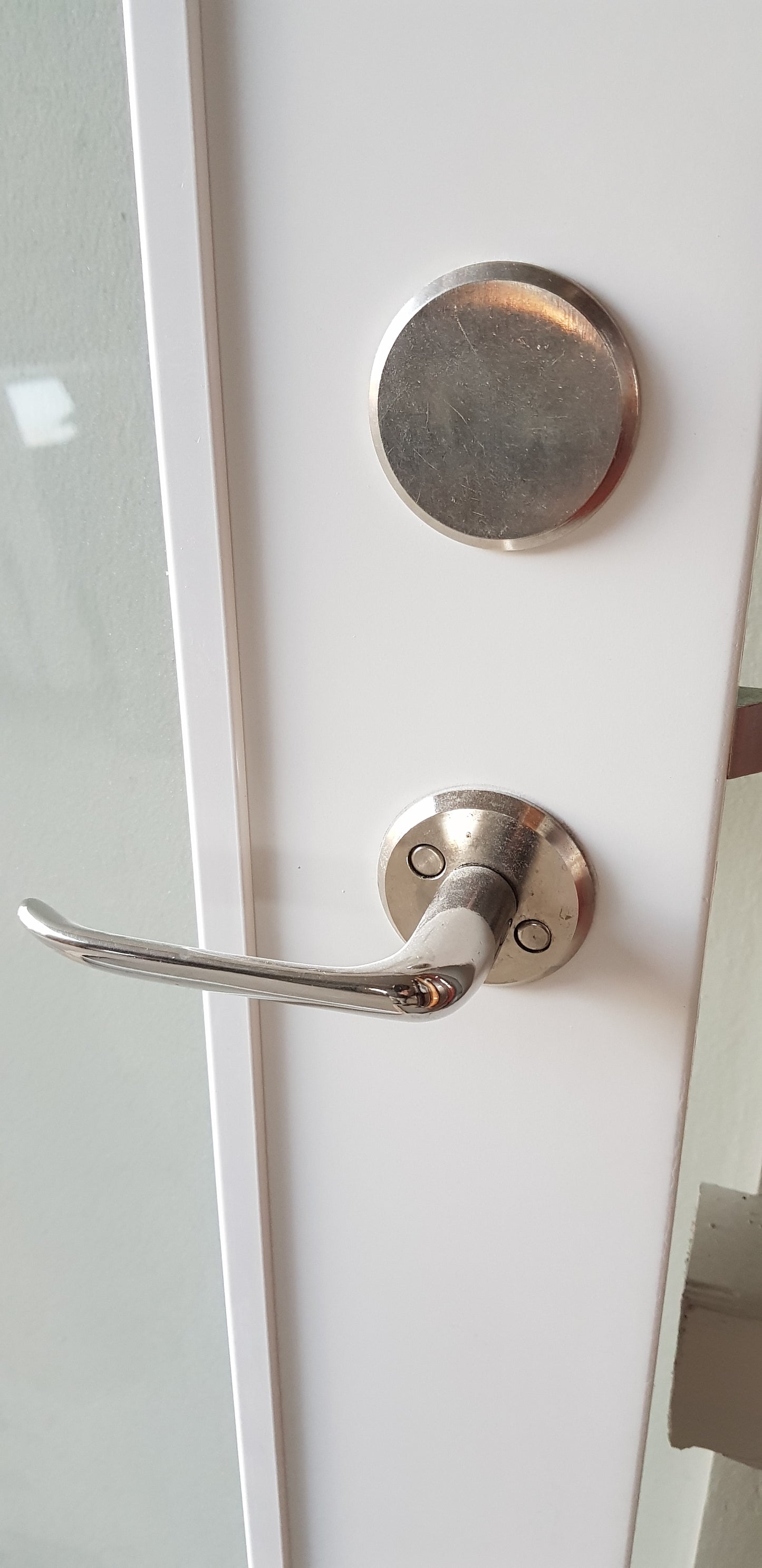 Art 833A b90 h210 höger glas Nordic 5000kr med karm (BORLÄNGE)