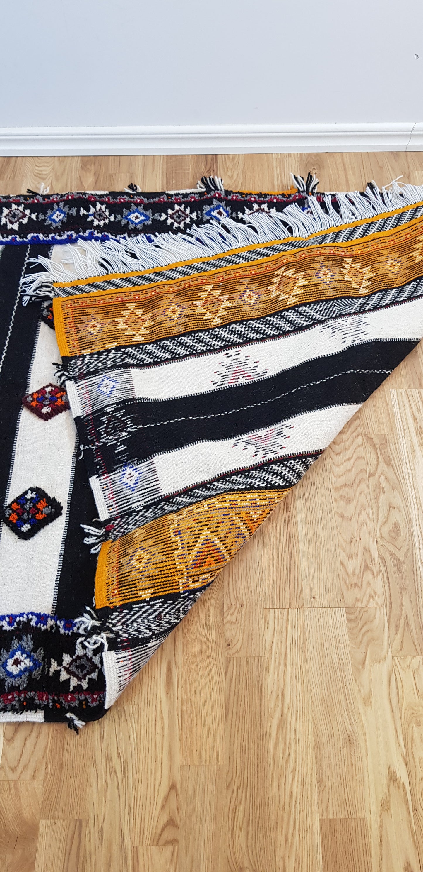 ARTIKELNUMMER 393 Helt ny handknuten Beni ourain ull Matta. 