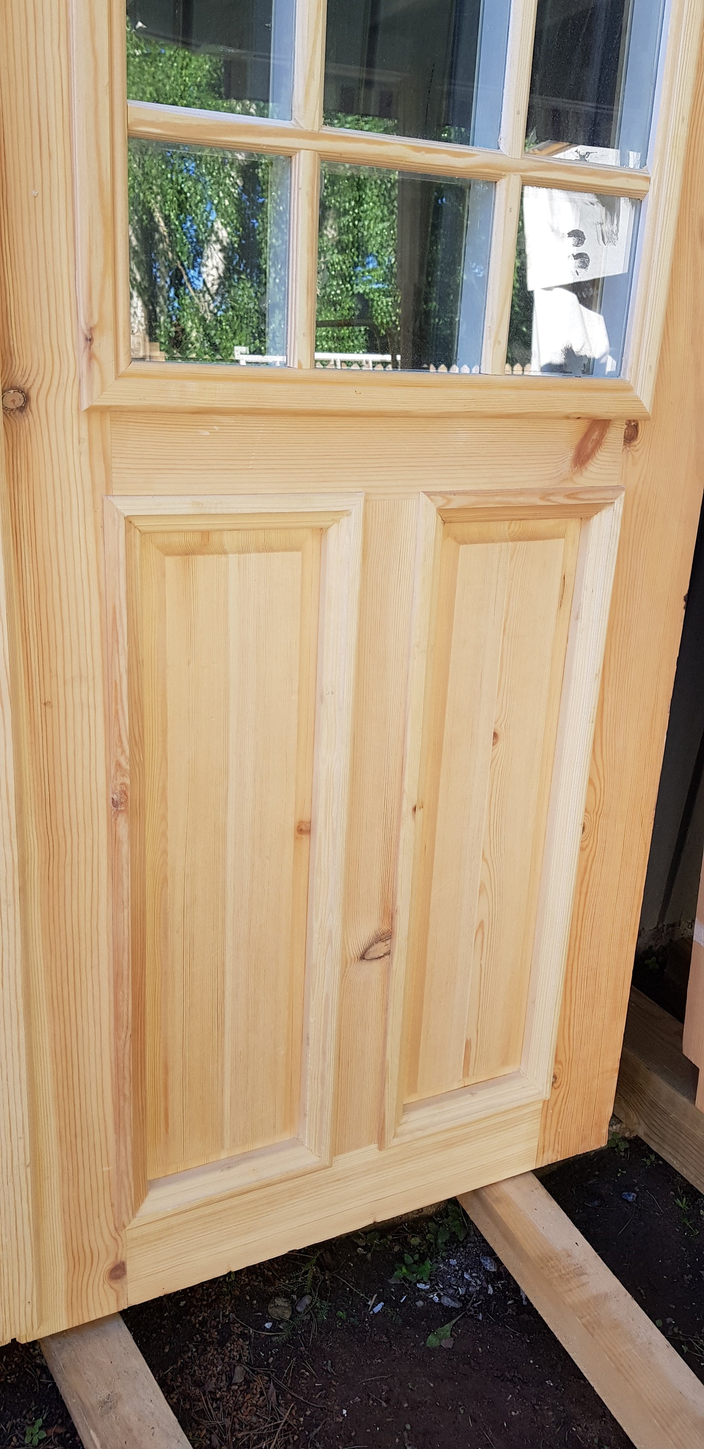Art 33R Ny pardörr i gammal stil med dubbelt glas inklusive karm B140 cm H210 cm pris: 17000 kr