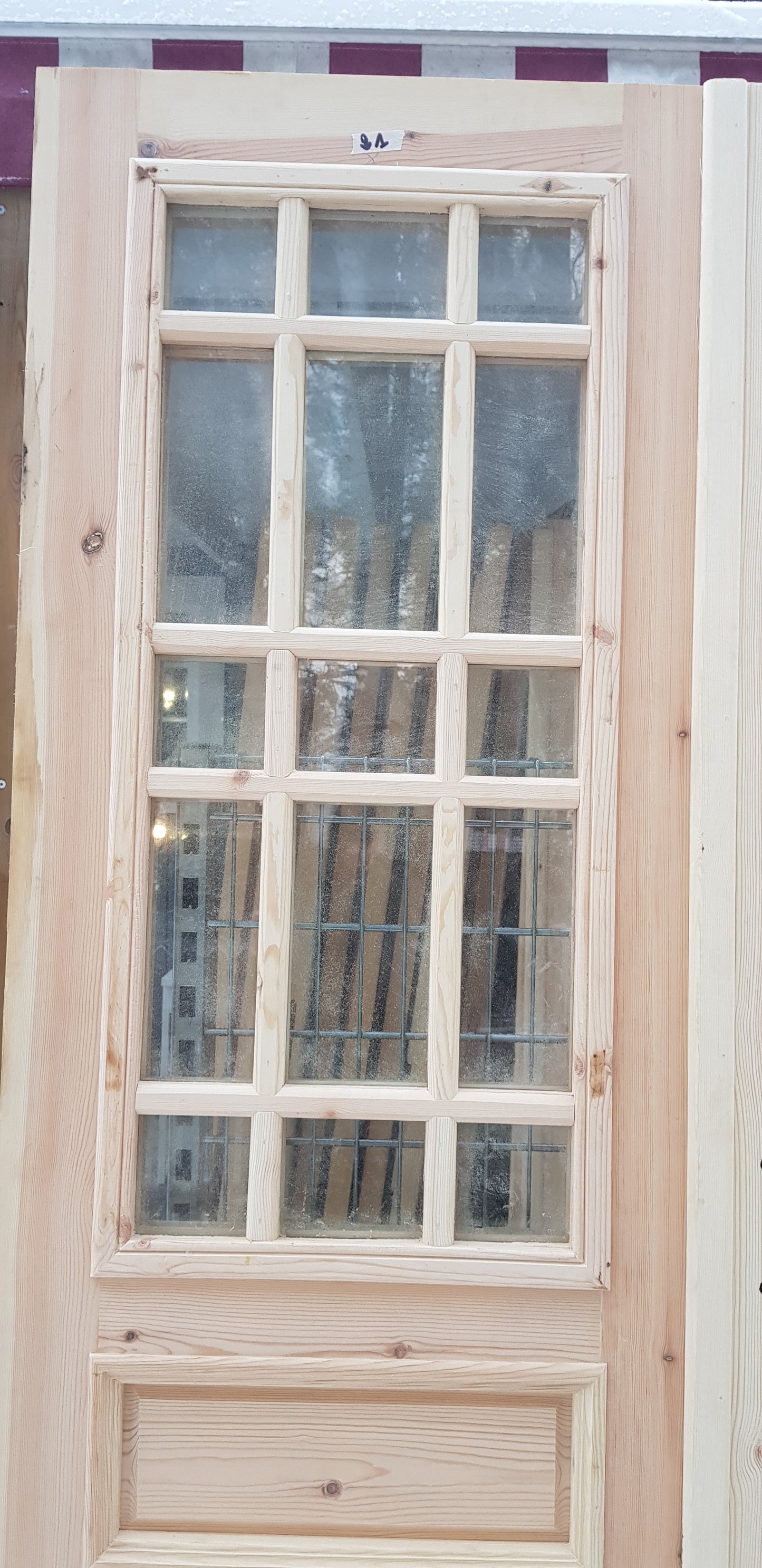  ARTIKELNUMMER 316 B Nytillverkade pardörrar med dubbelglas i gammal stil inkl karm