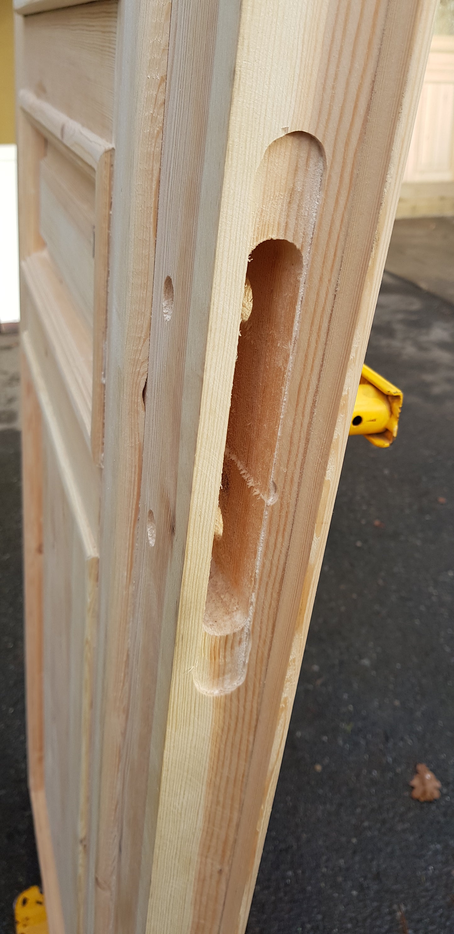 Art 33D Nytillverkade pardörrar med dubbelglas i gammal stil inkl karm yttermått: B 140 cm H 210 cm pris: 17000 kr