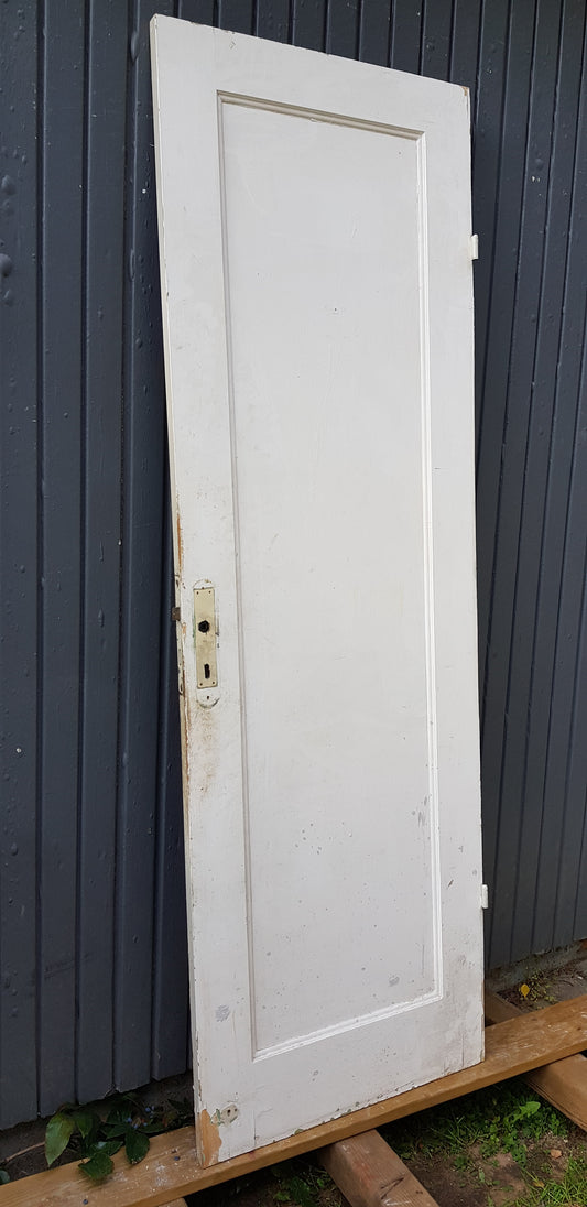 ARTIKELNUMMER 244 b65.5. h202.5. djup. 3.5. utan karm. höger. 1200kr