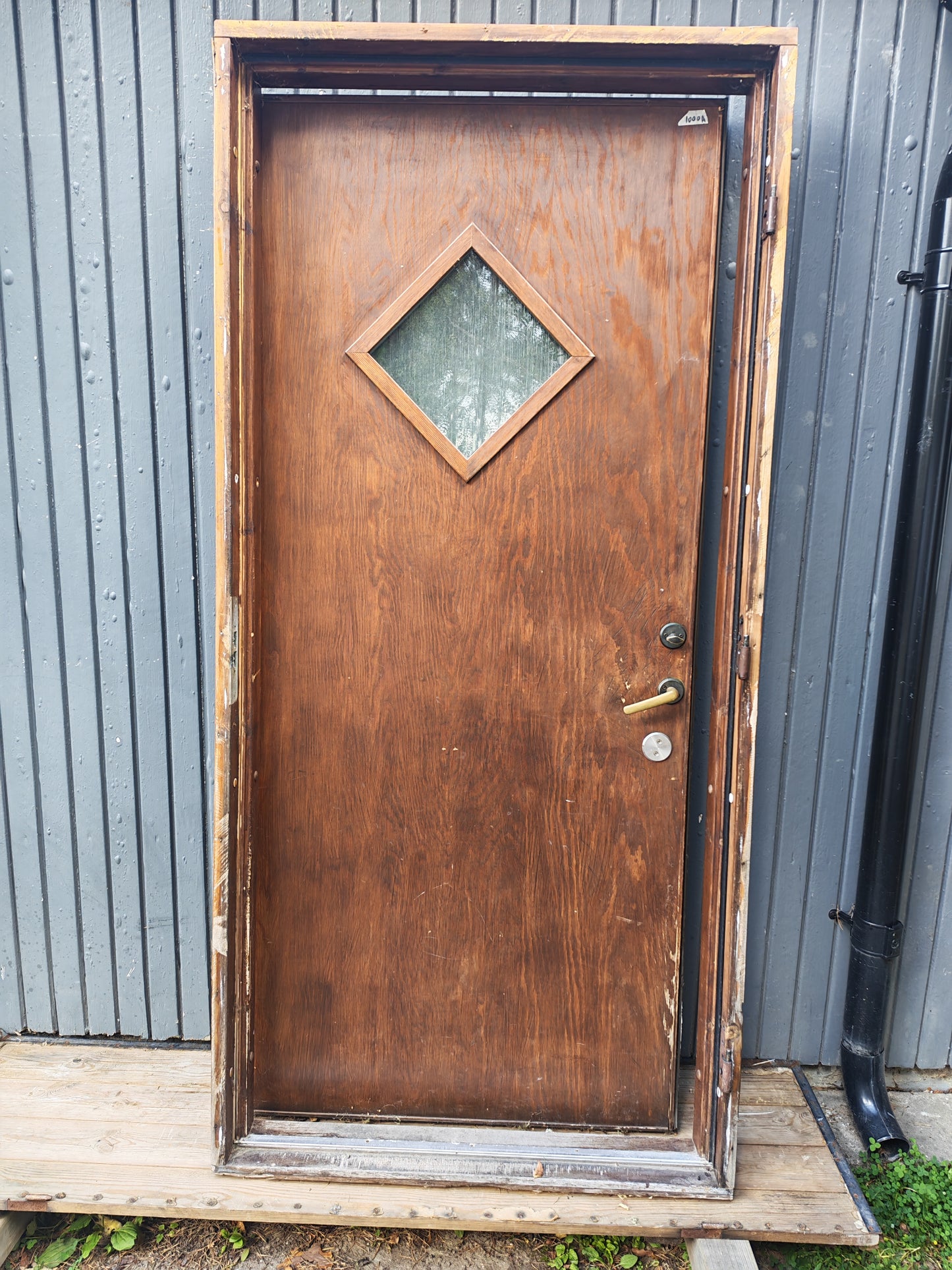 Art 1000A B100 H210 pris 6000 KR