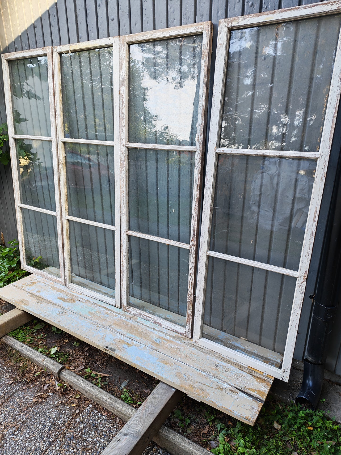 ART 03H 4st  B52 H157 D3 PRIS 1300 KR ST MUNBLÅST GLAS