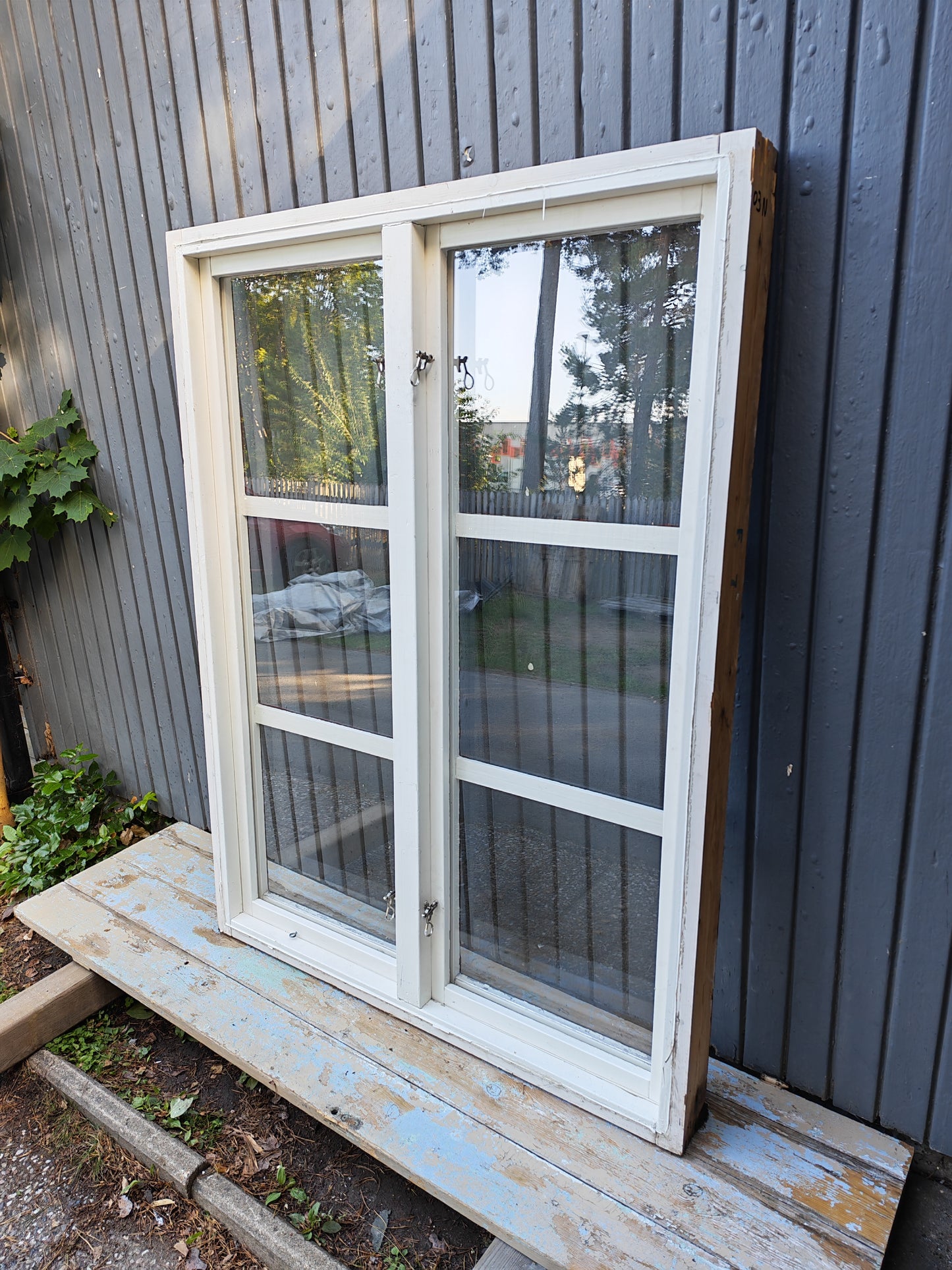 ART 03N  4ST  B110   H147   D10,5   PRIS 4500 ST
