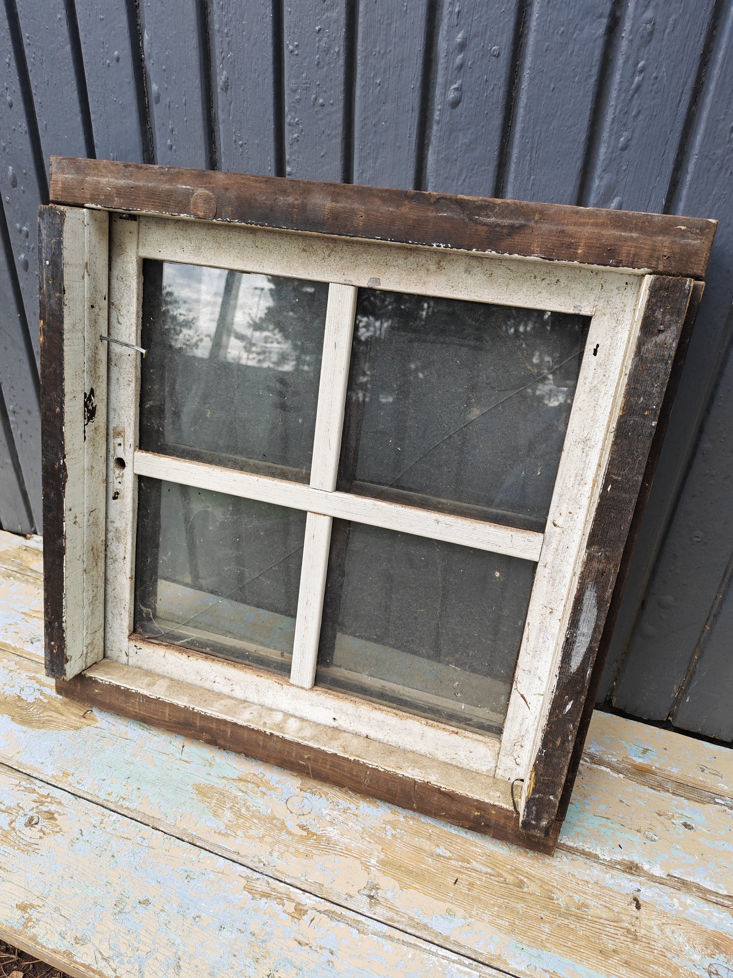 ART 04F    B60   H60   D10,5    PRIS 2500 KR