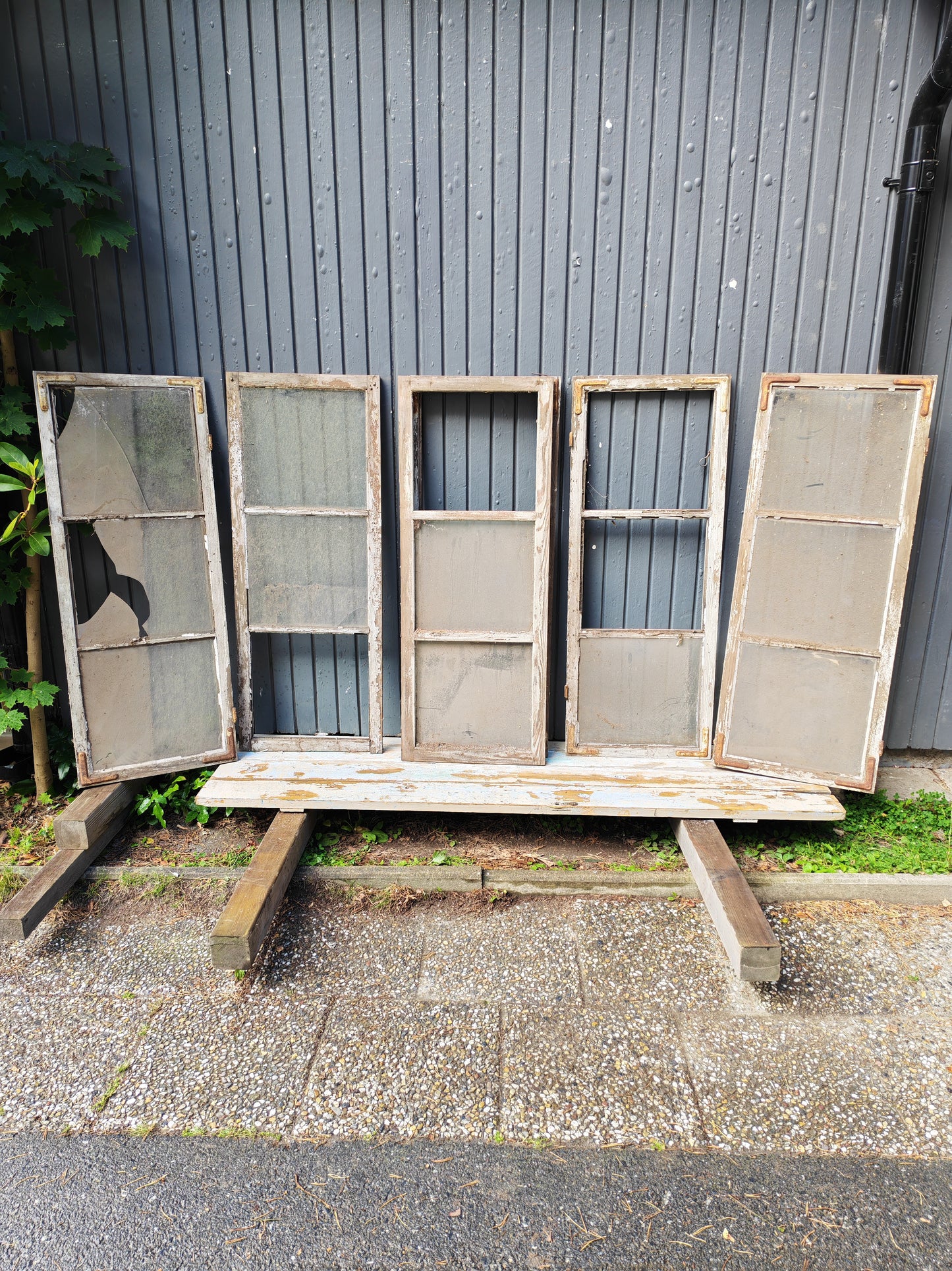 ART 04K 6ST  B47   H122  D2,5    PRIS 500 KR PER ST 1 HEL 5 TRASIGA GLAS