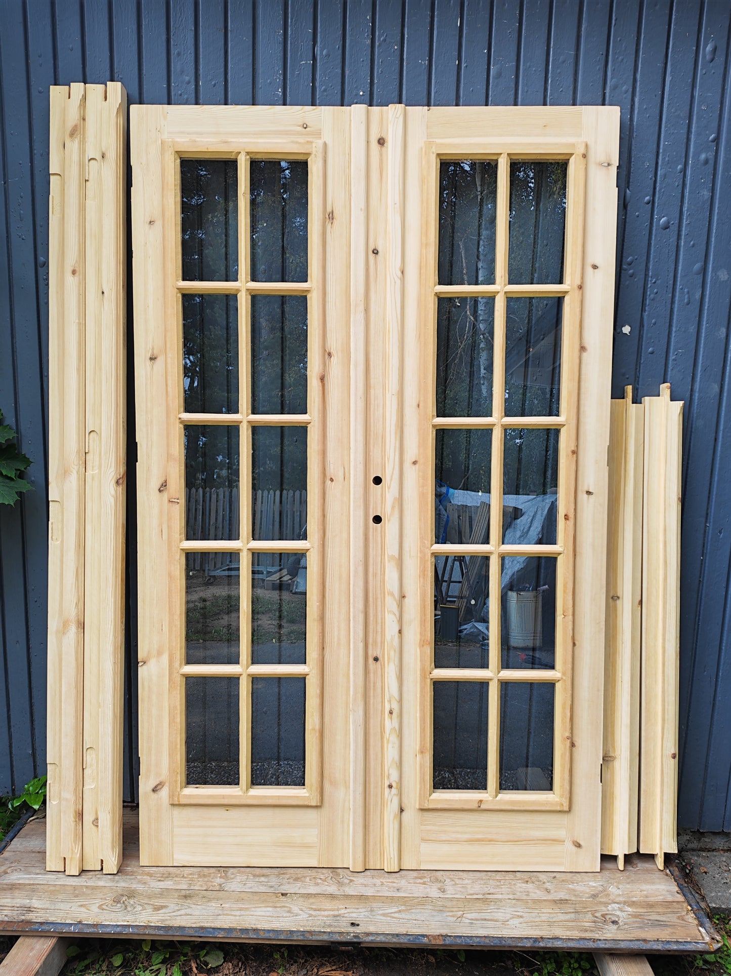 Art 905 Såld   B130 H208 16000 kr