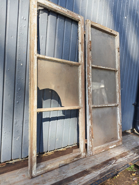 ART 04N 2ST B49 H126 D3 PRIS 700kr KR PER ST 1ST HEL GLAS 1ST TRASIGA GLAS