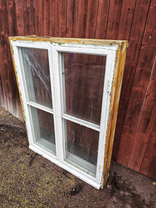 ART 21C B120 H150 5000KR ÄKTA SPRÖJS PÅ BÅDE SIDOR 5000KR BORLÄNGE