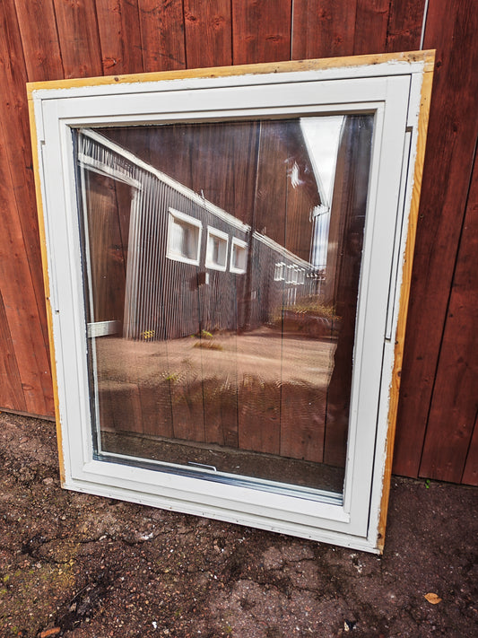 ART 21G B98, 5 H118, 5 TRE GLAS VRED FÖNSTER 4500KR BORLÄNGE