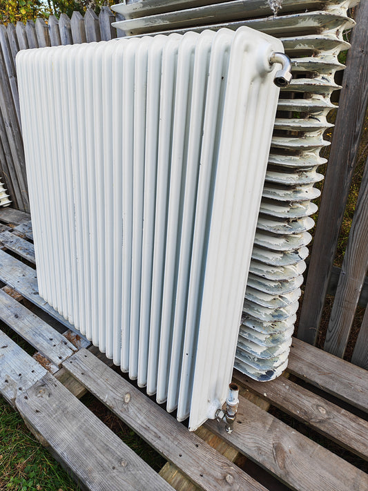 ART 22A   B100  H100  D20  PRIS 4500 KR