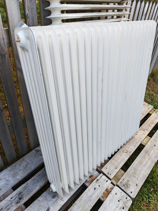 ART 22A   B100  H100  D20  PRIS 4500 KR