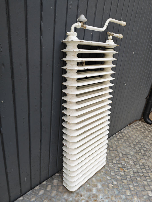 ART 22R B107 H44 D13 PRIS 3500 KR