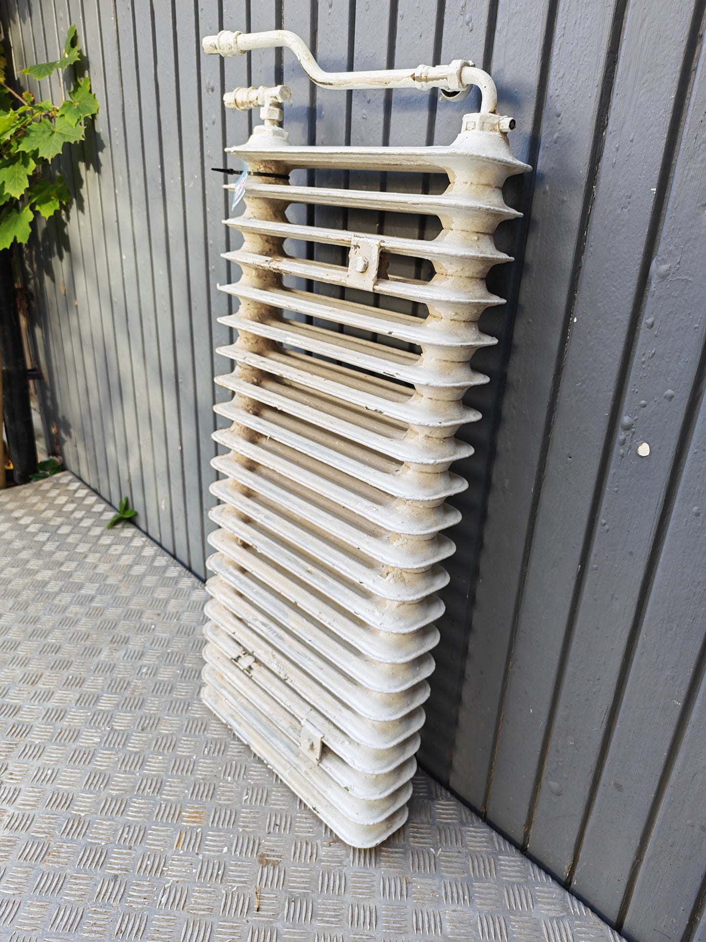 ART 22Q   B100  H44  D13  PRIS 3500 KR