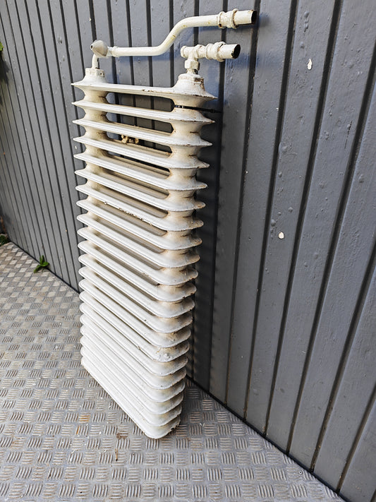 ART 22Q B100 H44 D13 PRIS 3500 KR