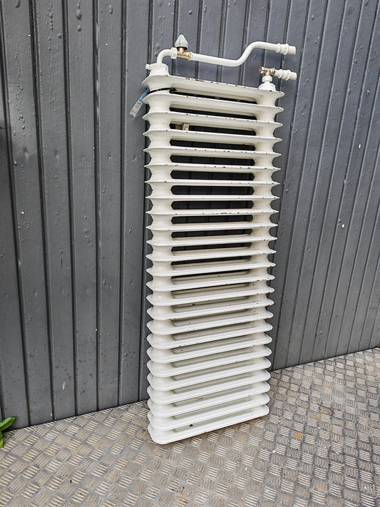 ART 22J  B115  H44  D13  PRIS 4000 KR