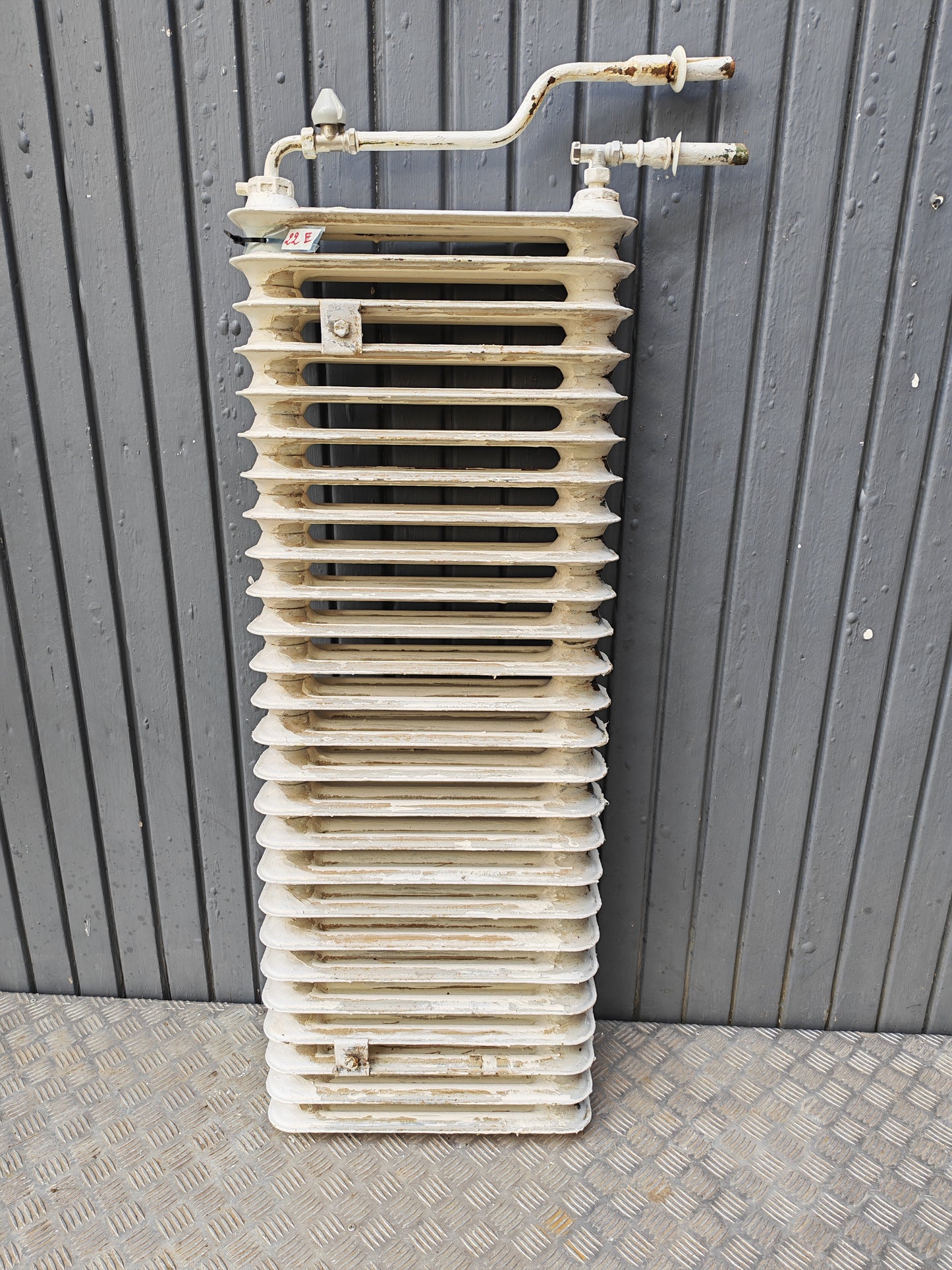 ART 22E  B120  H44  D13  PRIS 4000 KR