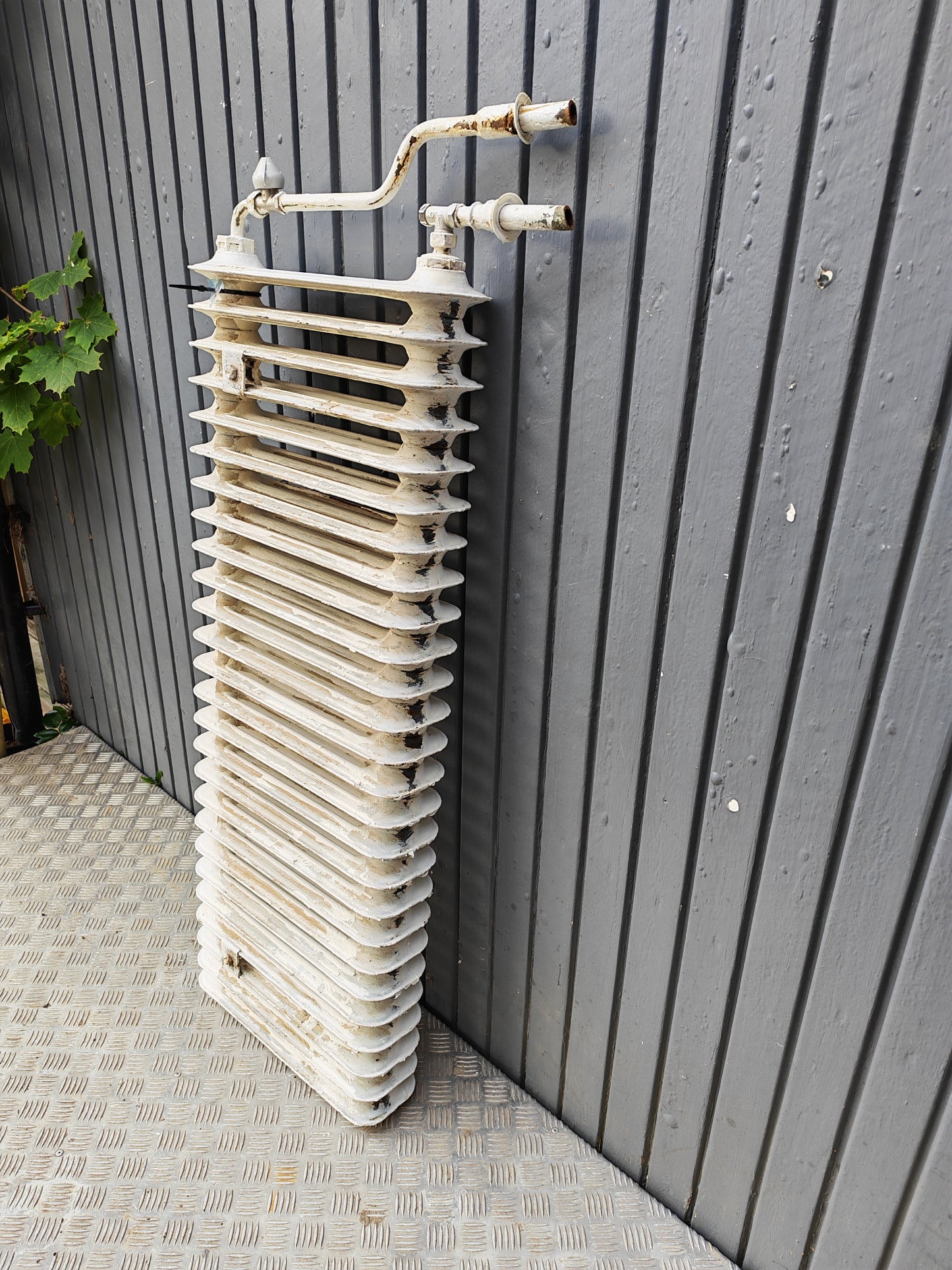 ART 22E  B120  H44  D13  PRIS 4000 KR