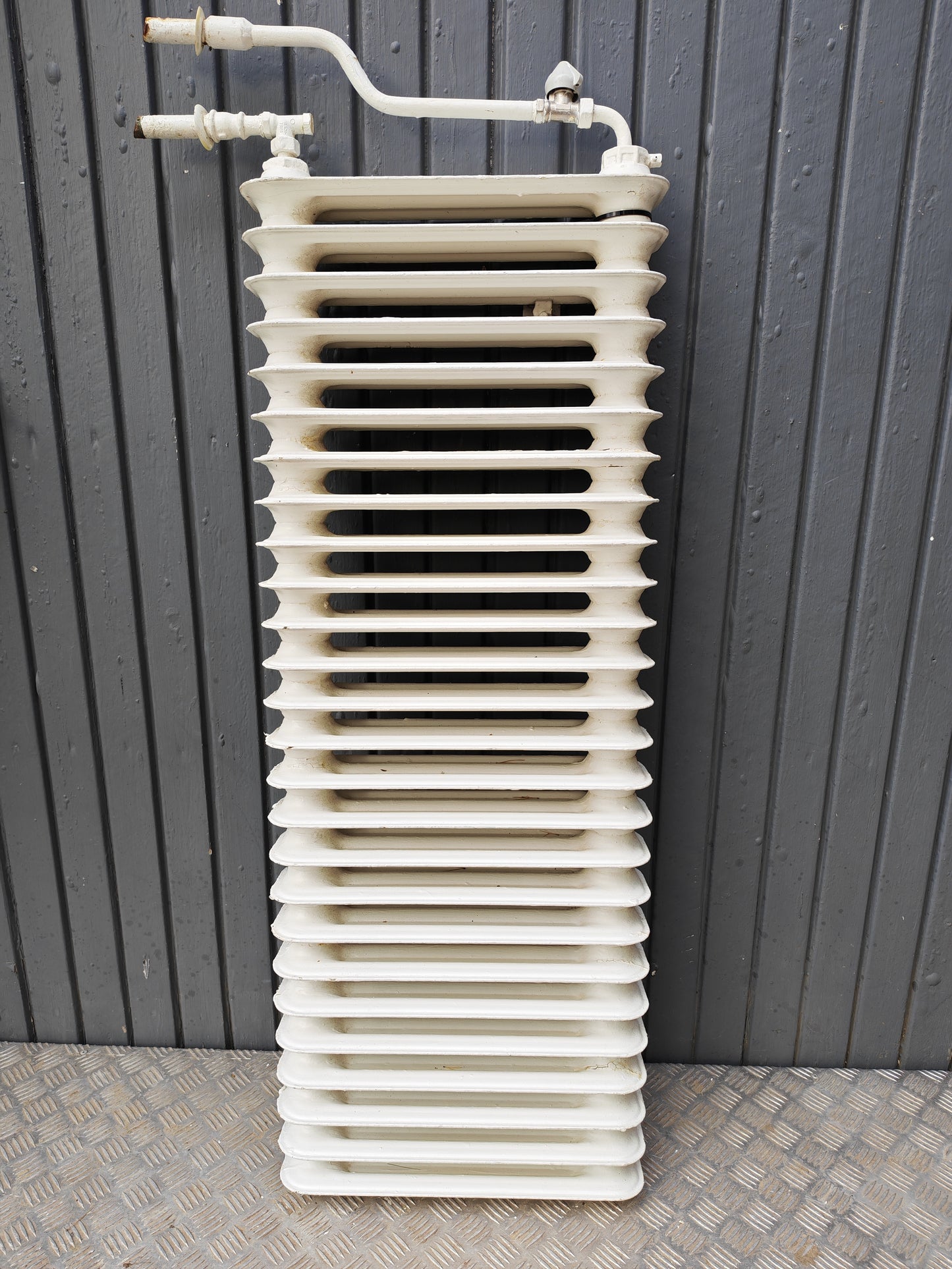 ART 22E  B120  H44  D13  PRIS 4000 KR