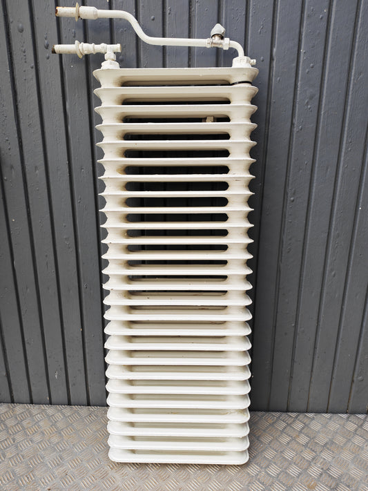 ART 22E  B120  H44  D13  PRIS 4000 KR