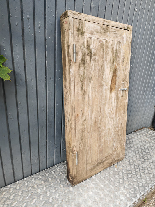 ART 24E  B68, 5 H134, 5 D10 ÄLDRE DÖRR FRÅN 1900 TAL VÄNSTER 4000KR