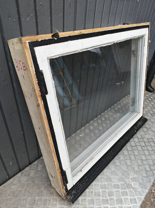 ART 25B B105, 5 H84, 5 KOPPLAD PRIS 2500KR