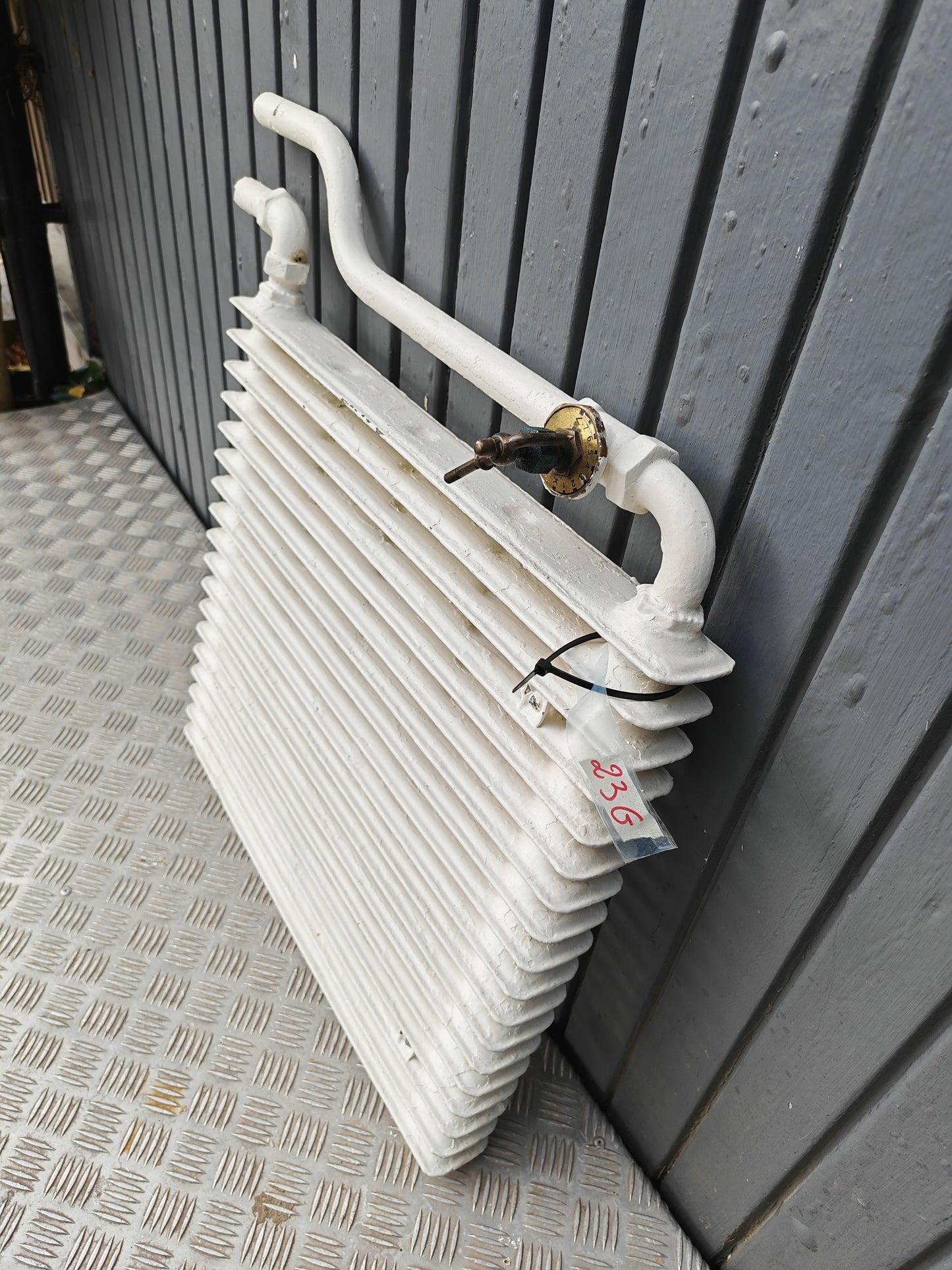 ART 23G  B60 H58 D7 MED SLOTVRED PRIS 3500KR