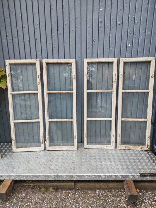 ART 26C 11ST B44,5 H128 D3,5 GAMMALT GLAS 900 KR PER ST (5ST HELA 6ST BYTA GLAS)